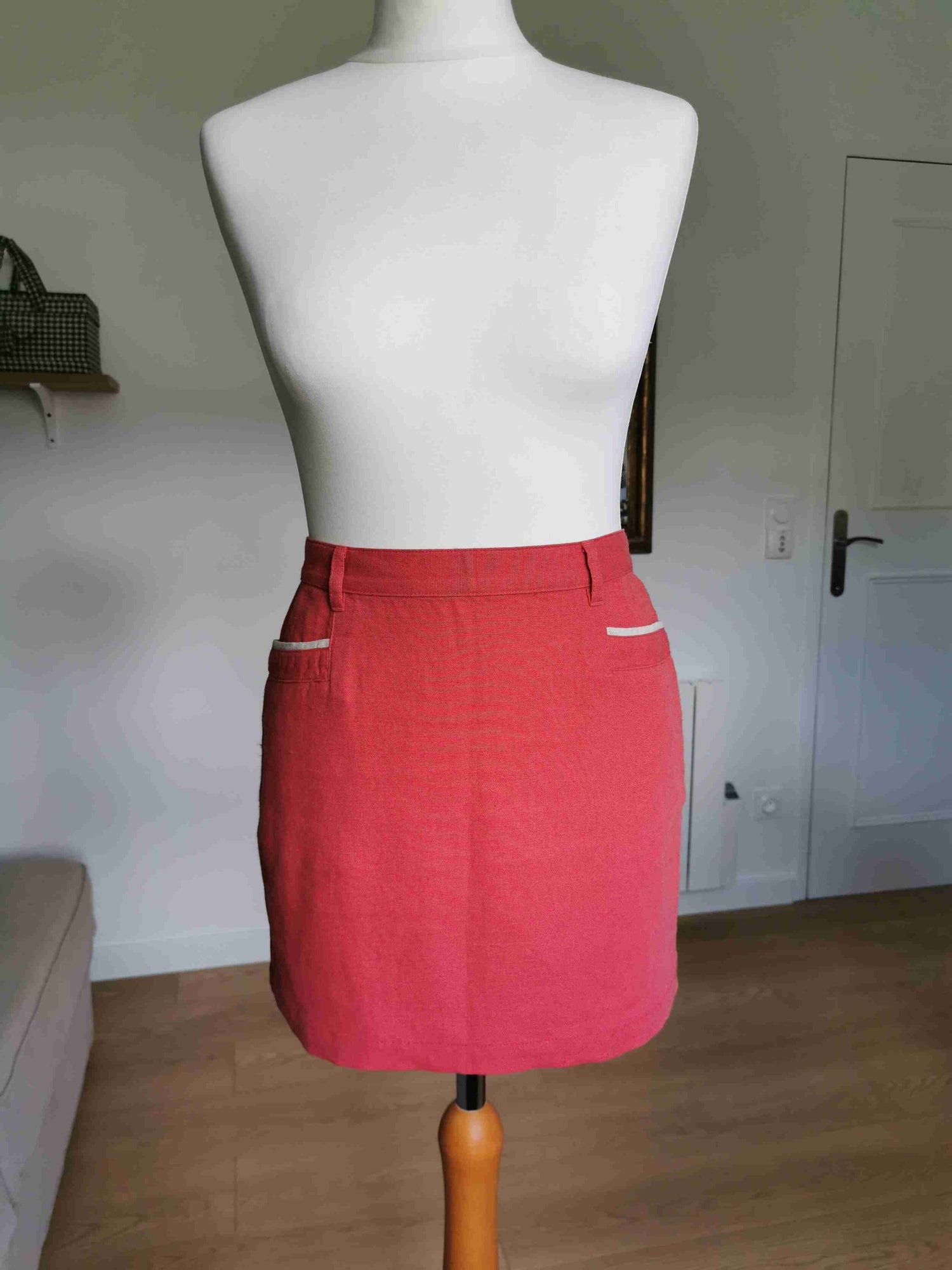 Linen mini skirt