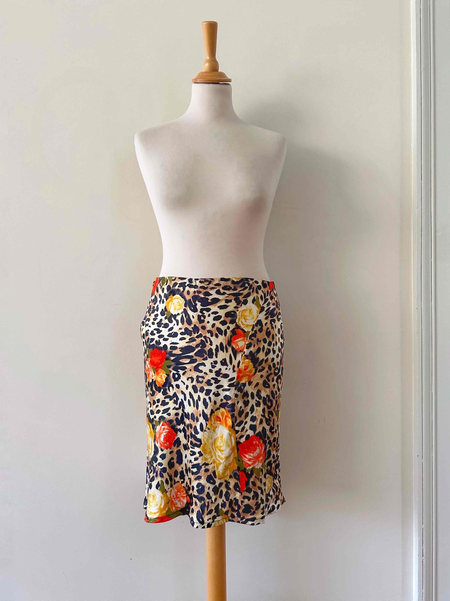 Leopard print silk skirt