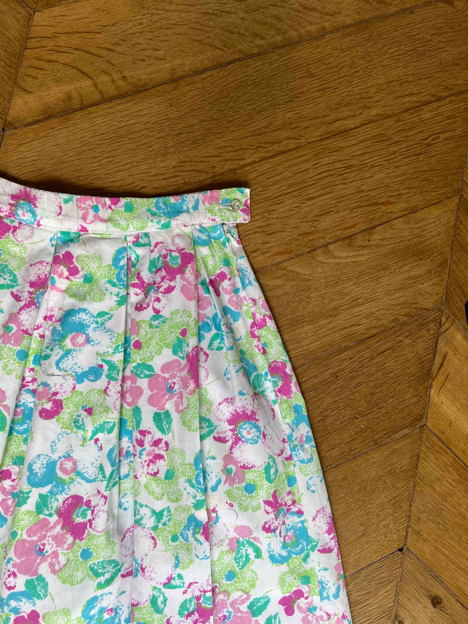 Pleated cotton skirt