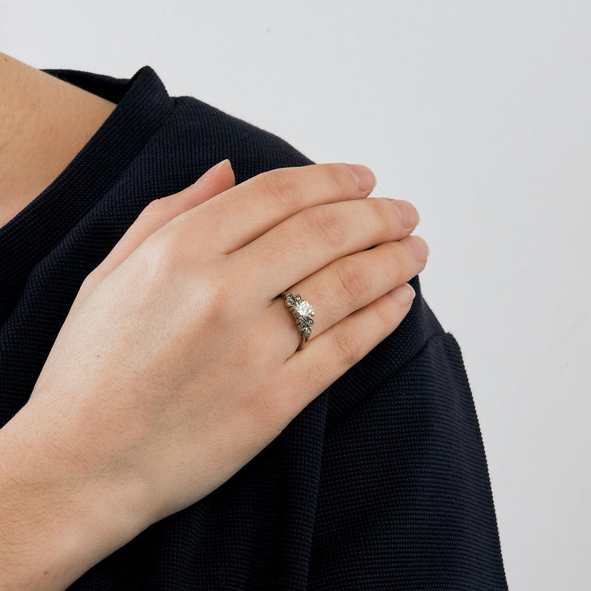 Bague solitaire or gris et diamant