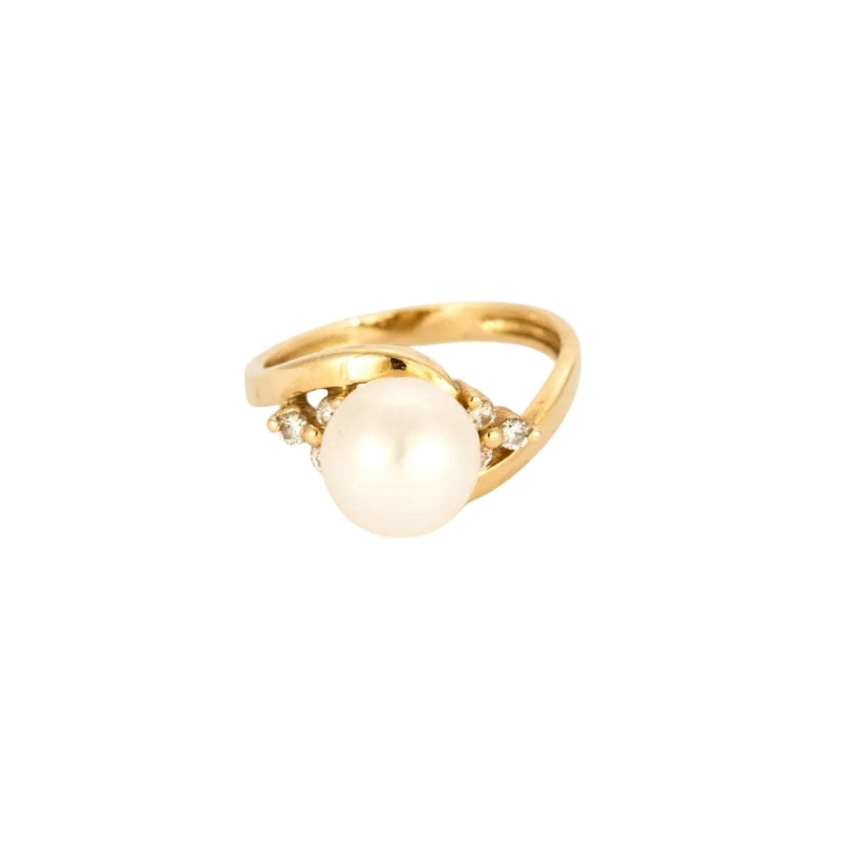 Bague en or jaune, perle de culture et diamants