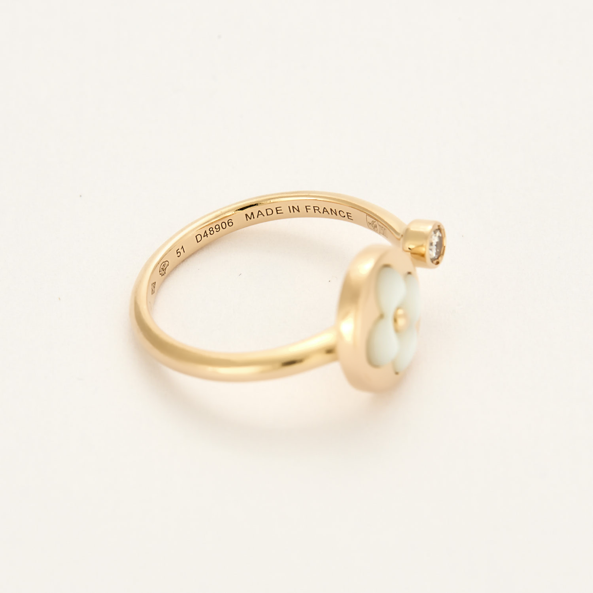 Louis Vuitton - Bague Mini Sun Color Blossom, or rose, nacre et diamant