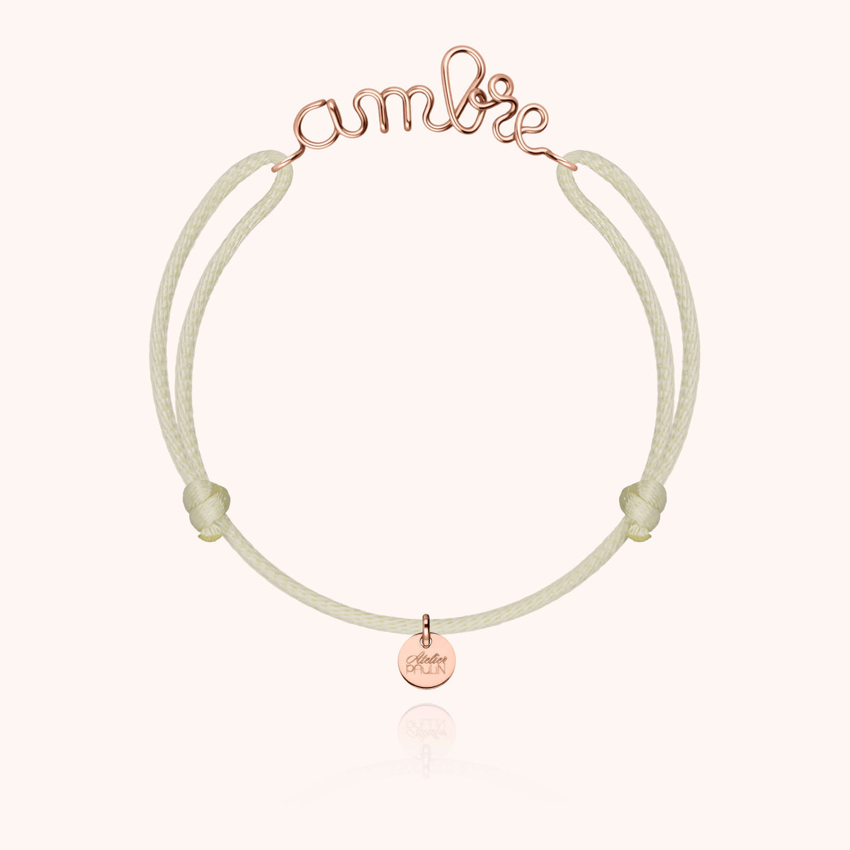 Bracelet Cordon Original Personnalisé — détail façonnage à la main, or rose laminé