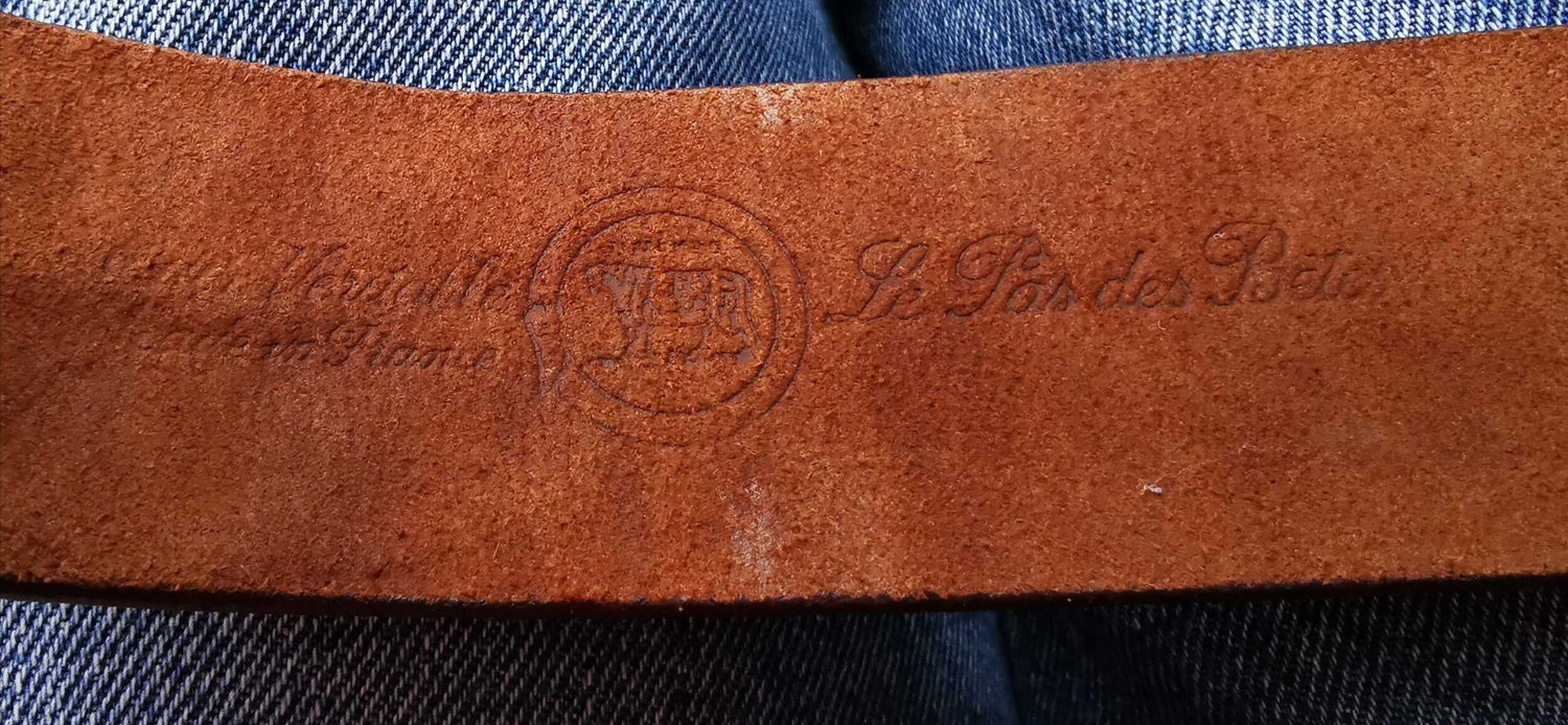 Printed leather belt