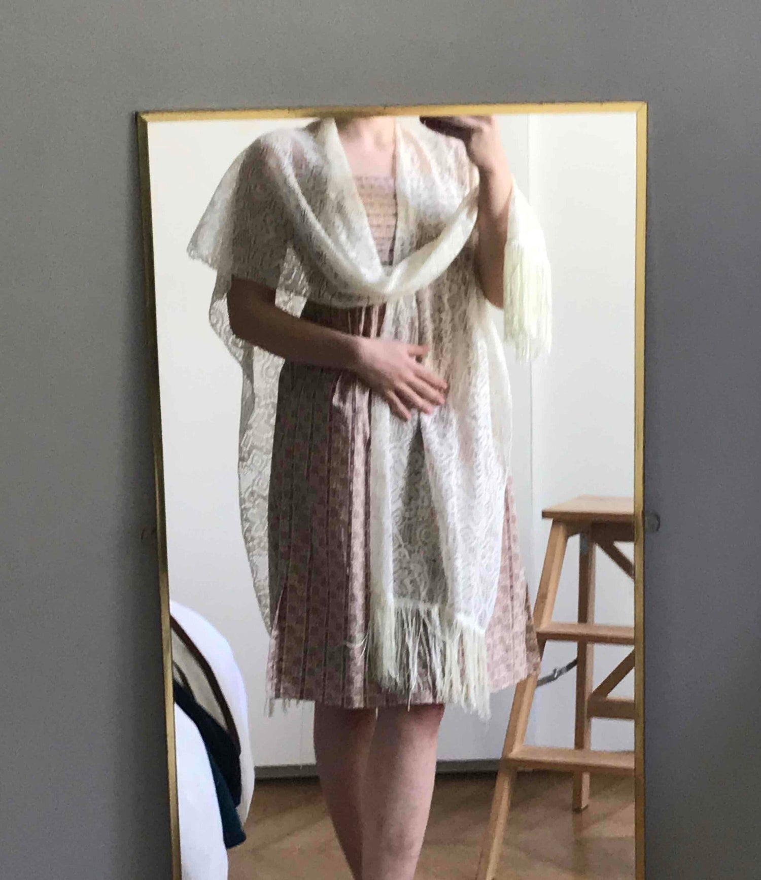 Embroidered shawl with fringes