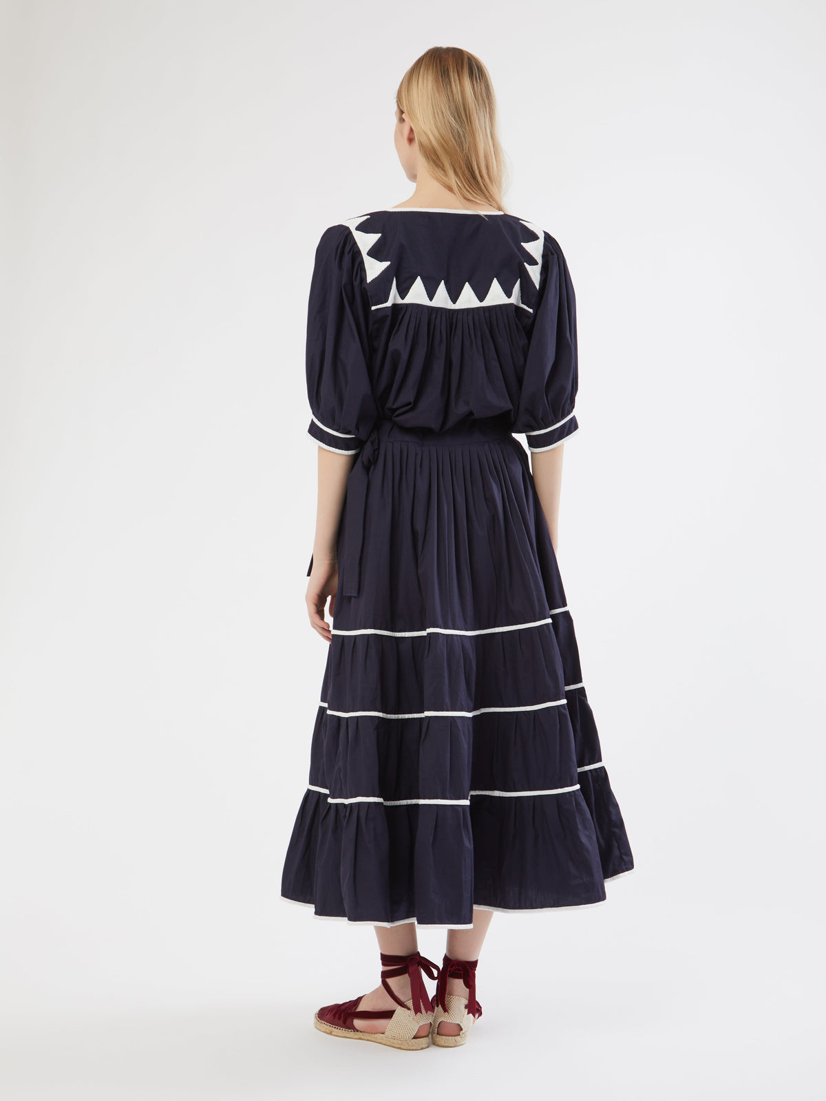 ETHICAL FASHION, CRAFTSMANSHIP, SUSTAINABLE FASHION, TRADITIONAL FASHION, ETHNIC FASHION, BOHEMIAN FASHION, MODA ETICA, MODA SOSTENIBILE, TECNICHE ARTIGIANALI, MODA TRADIZIONALE, MODA ETNICA, BOHEMIAN DRESS, MADE IN MEXICO, HANDMADE IN MEXICO, RARAMURI, RICAMATO A MANO, HAND ENBROIDERED, COLORFUL DRESS, RESORT WEAR, Tarahumara COMMUNITY, Chihuahua, EMPOWERING WOMEN