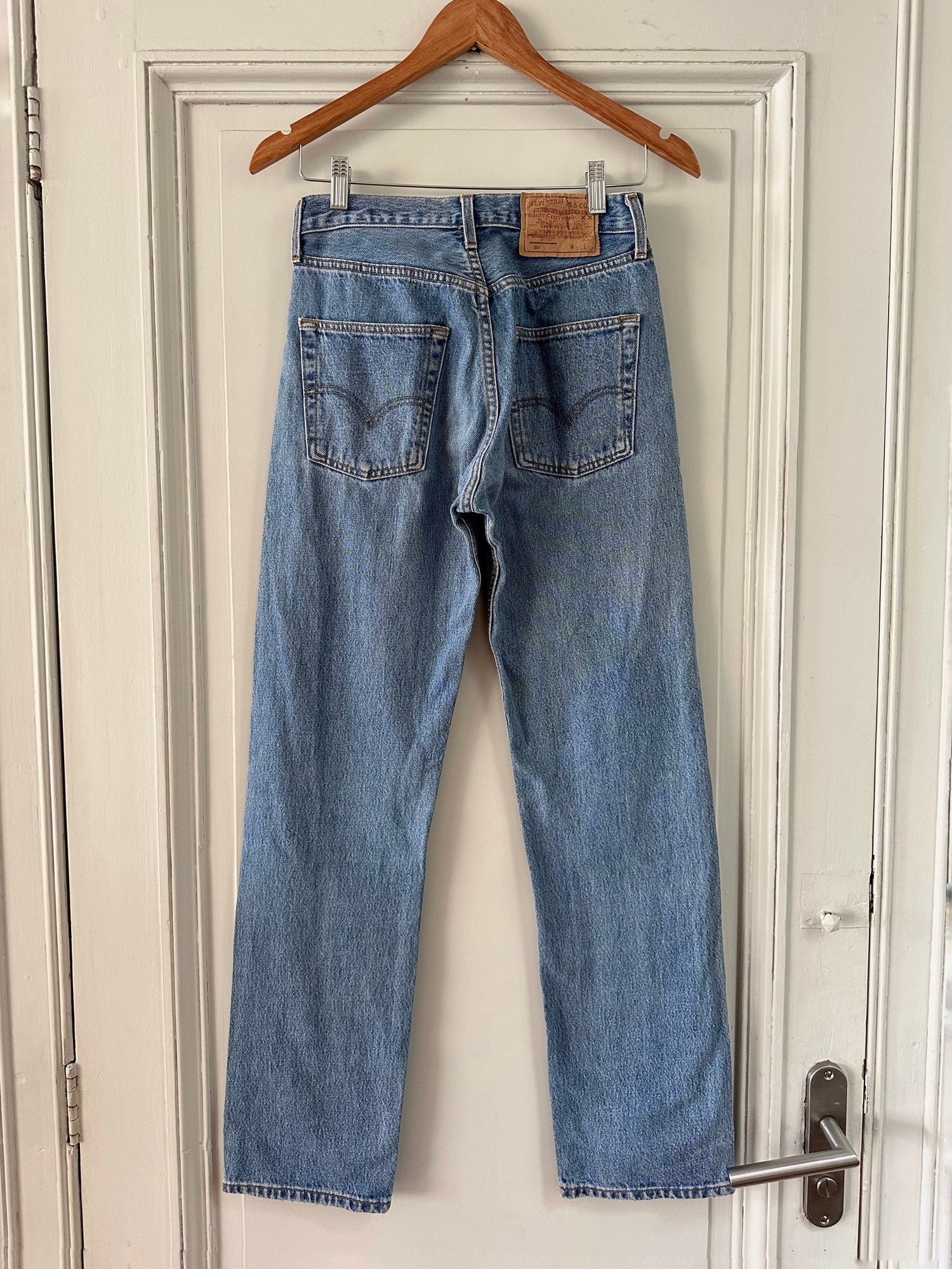 Jean Levi's 501 W28 L32