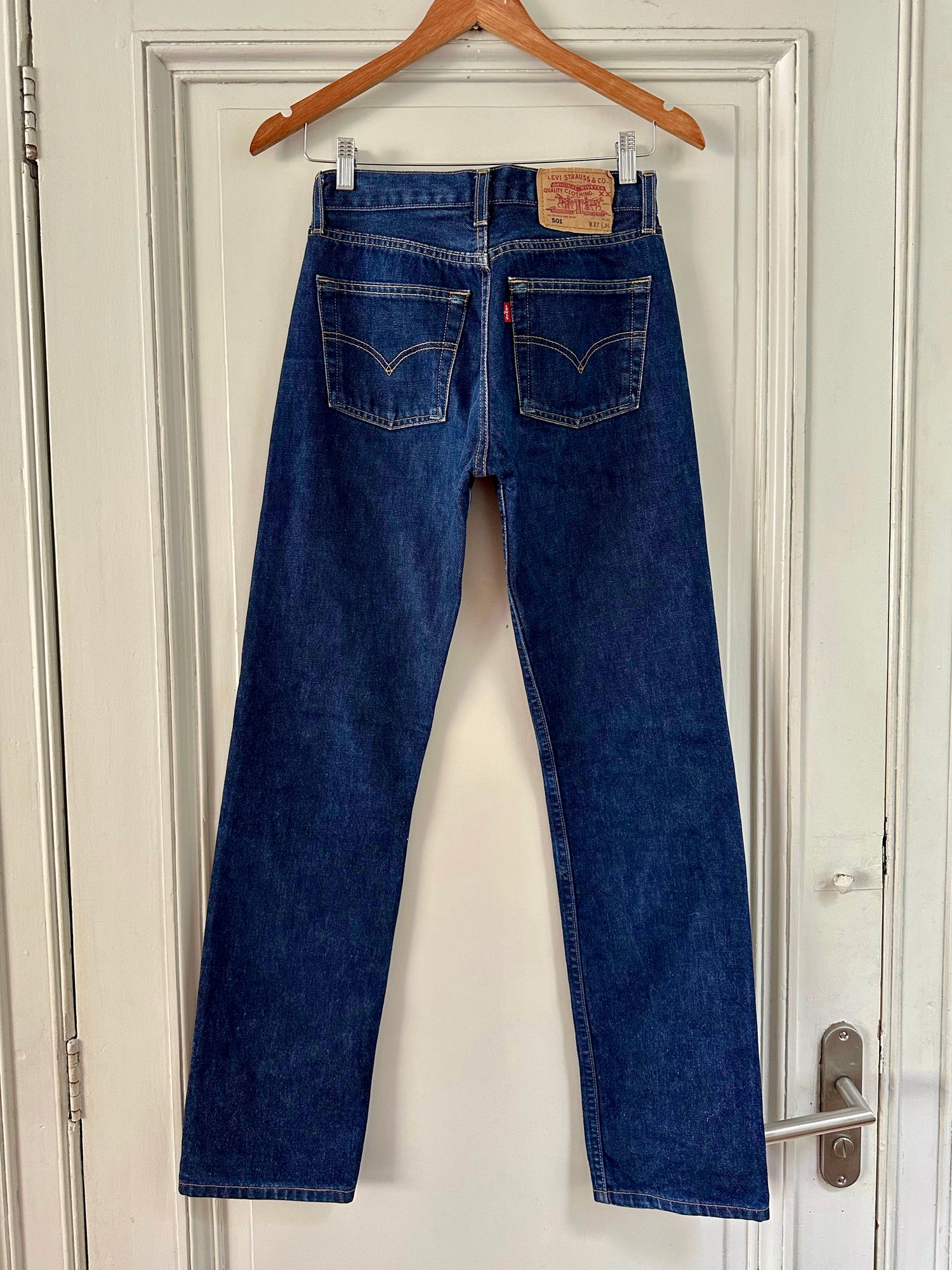 Jean Levi's 501 W27 L34