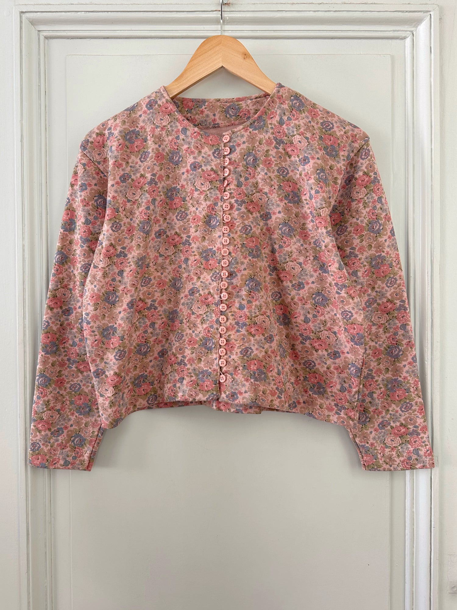 Cardigan molleton à fleurs