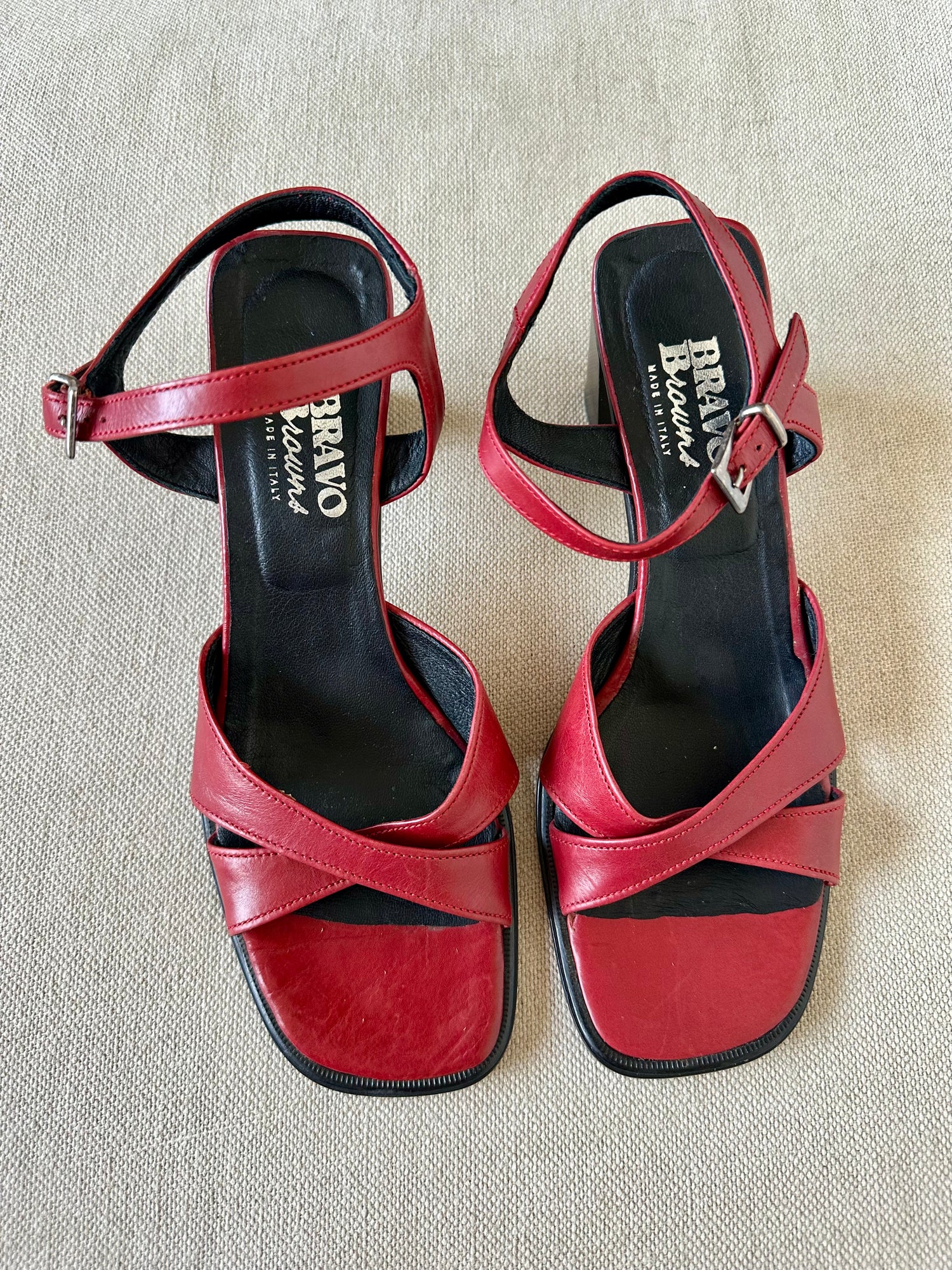 Sandales talons en cuir