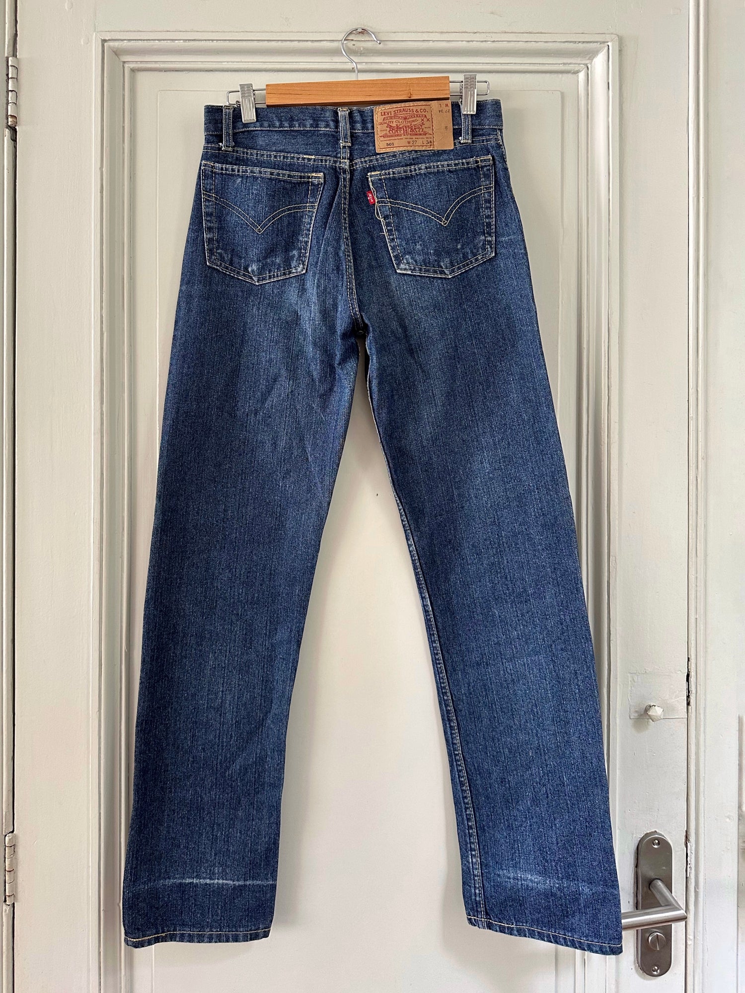 Jean Levi's 501 W27 L36