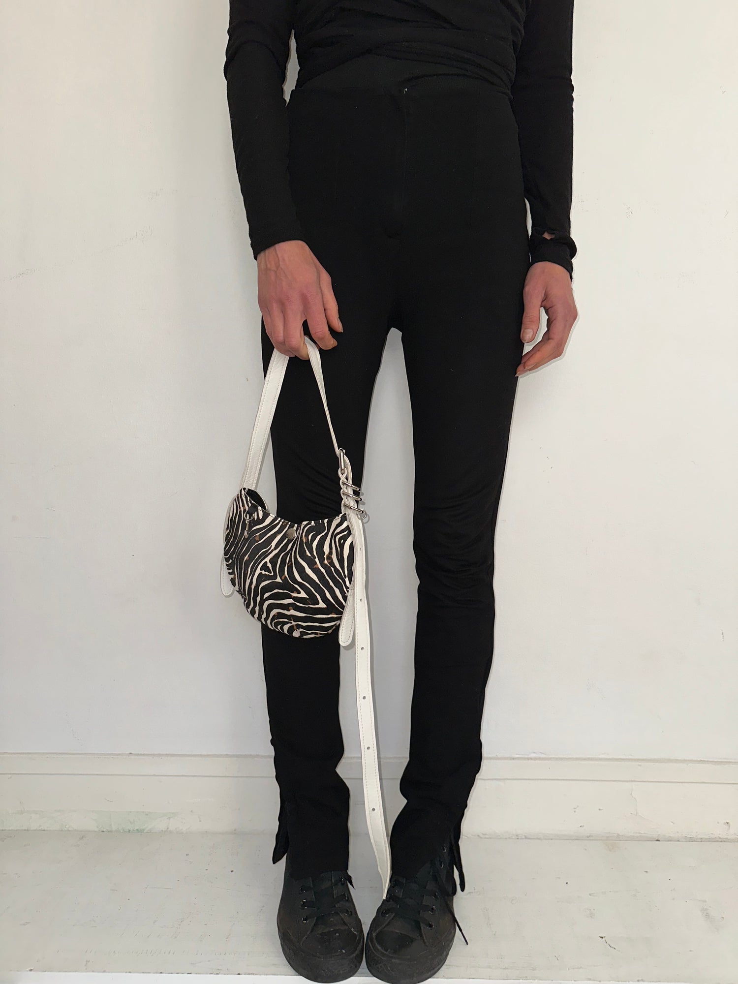 Mini Sac En Veau Imprimé Zèbre Et Anse En Cuir Blanc
