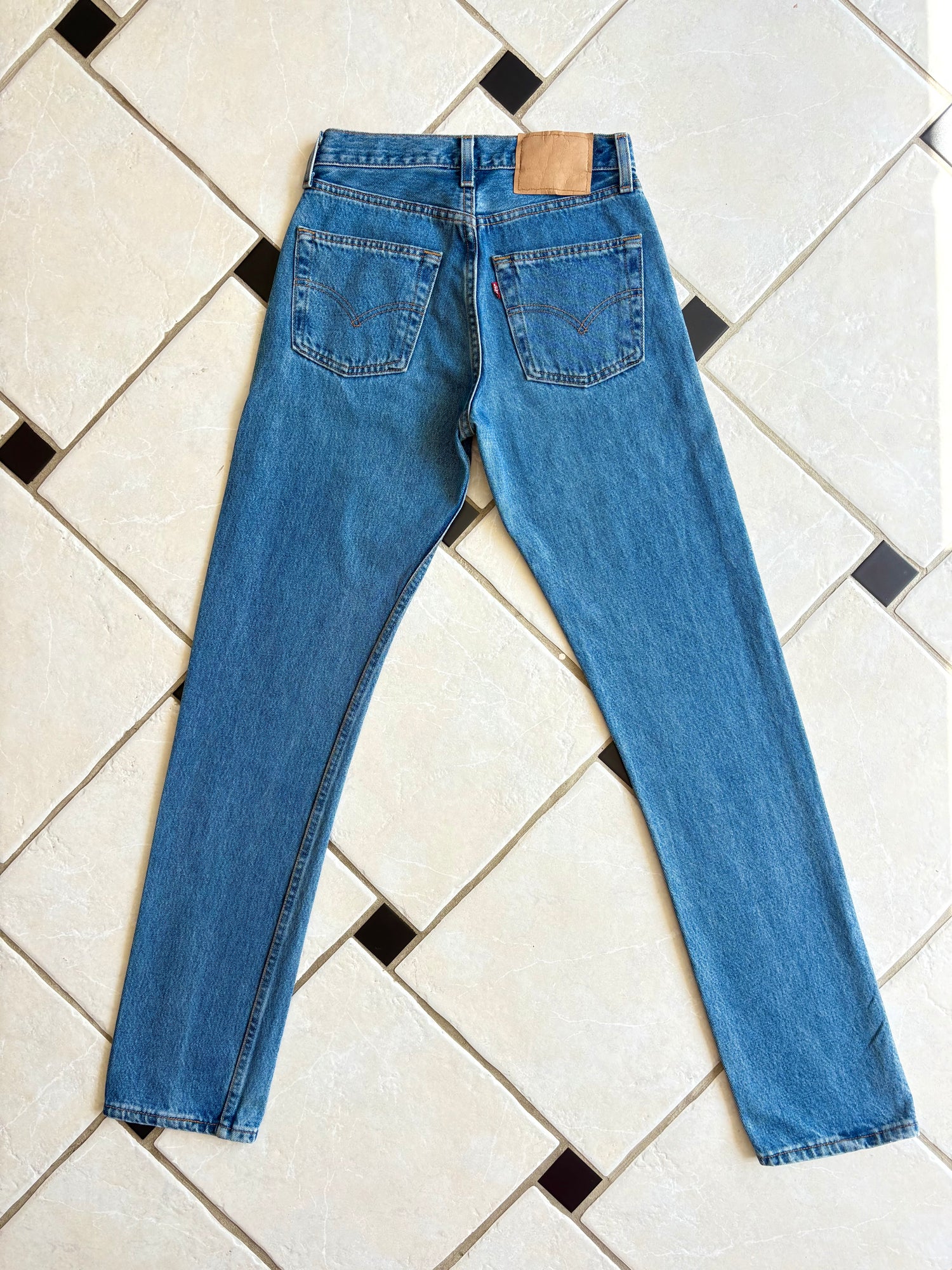 Jean Levi’s 501 W27 L32