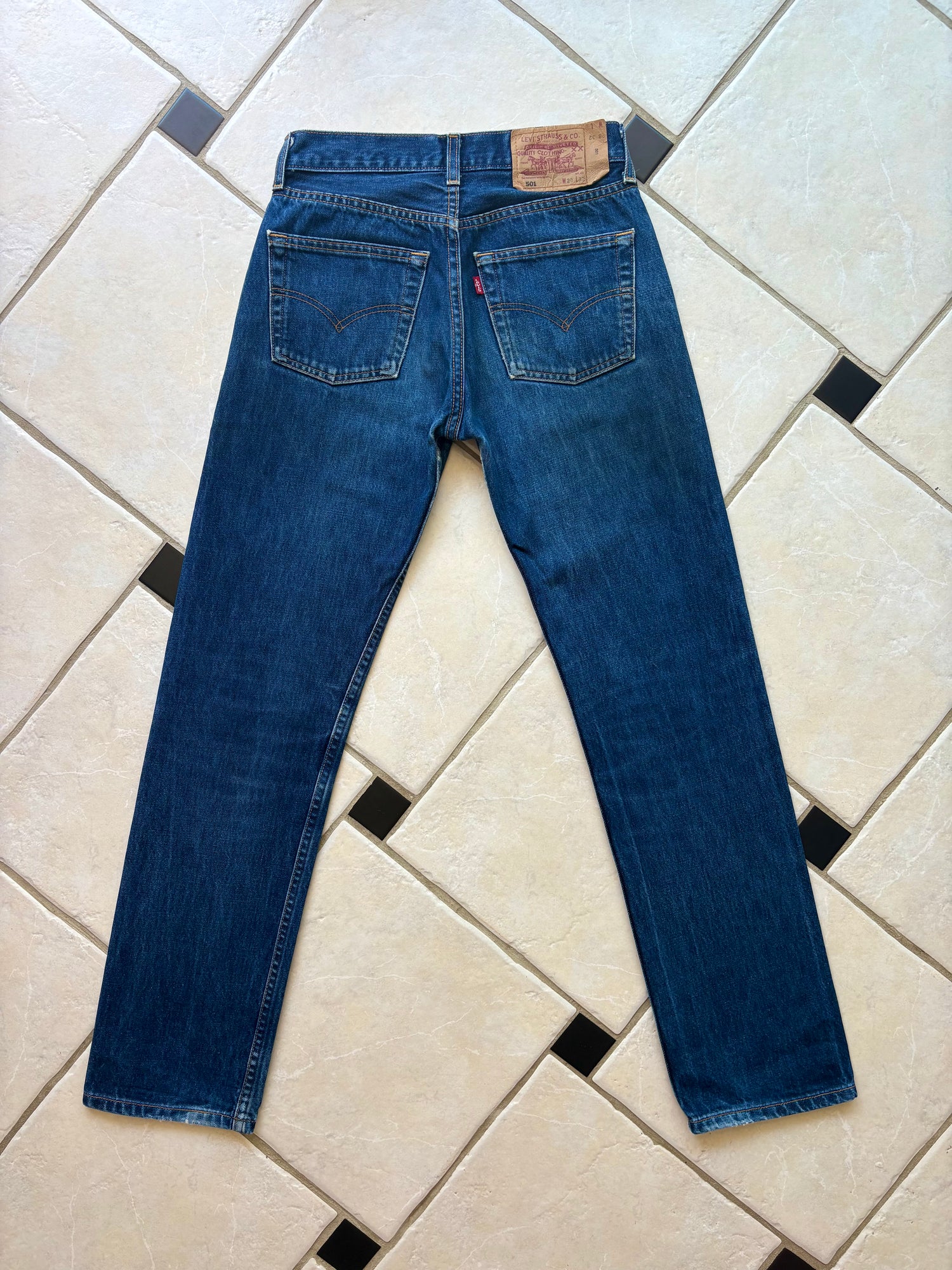 Jean Levi's 501 W28 L32