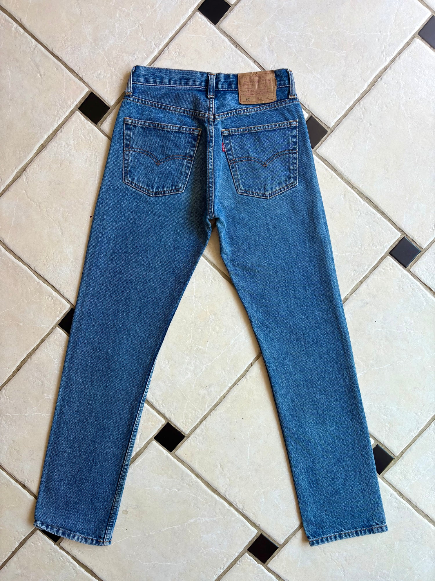Jean Levi's 501 W27 L32 USA