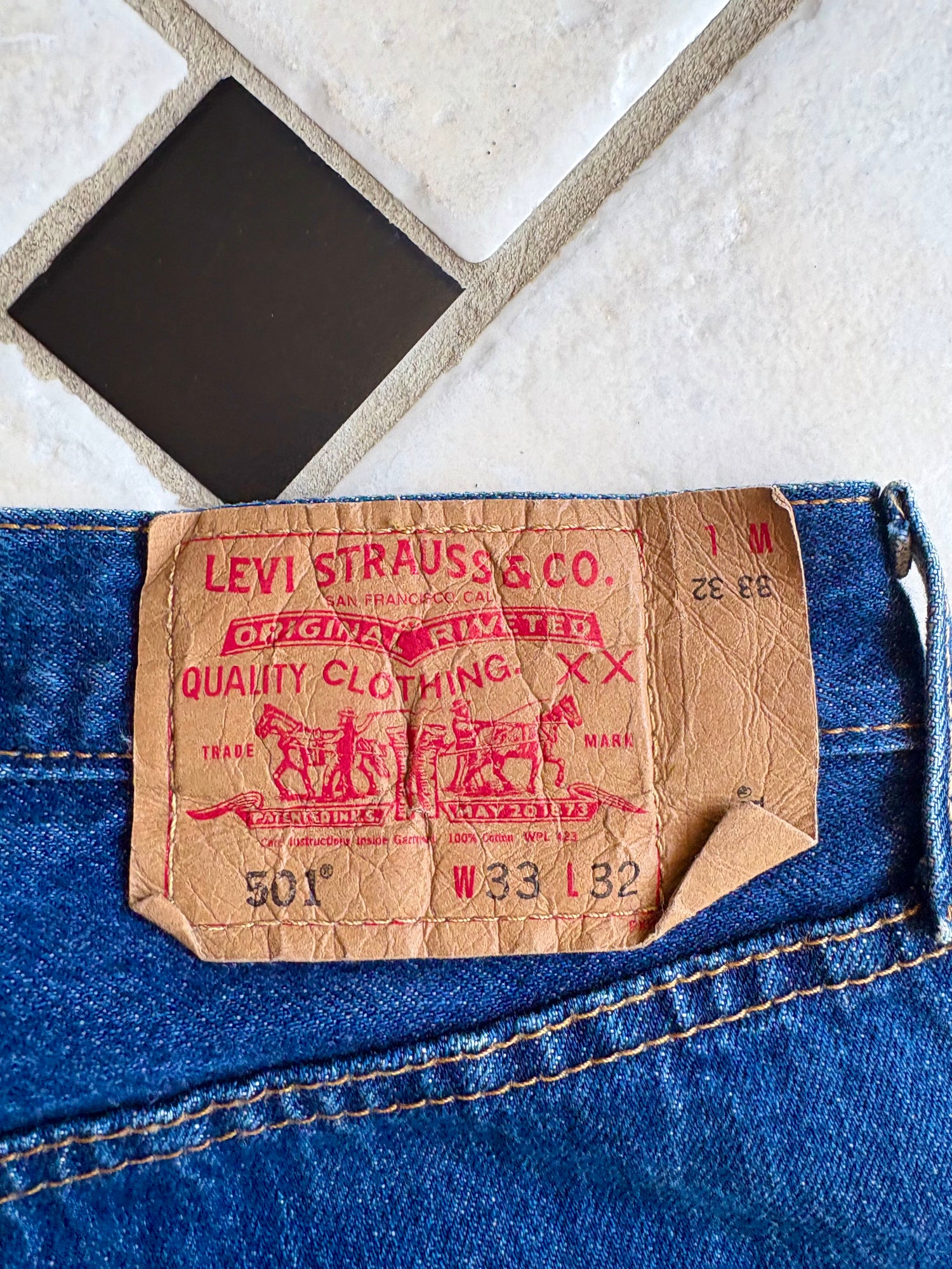 Jean Levi's 501 W33 L32