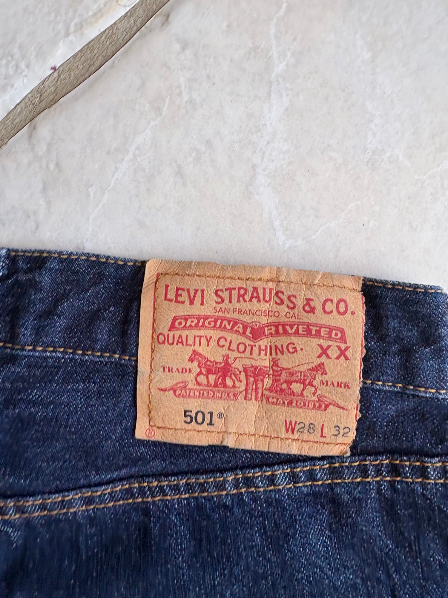 Jean Levi's 501 W28 L32