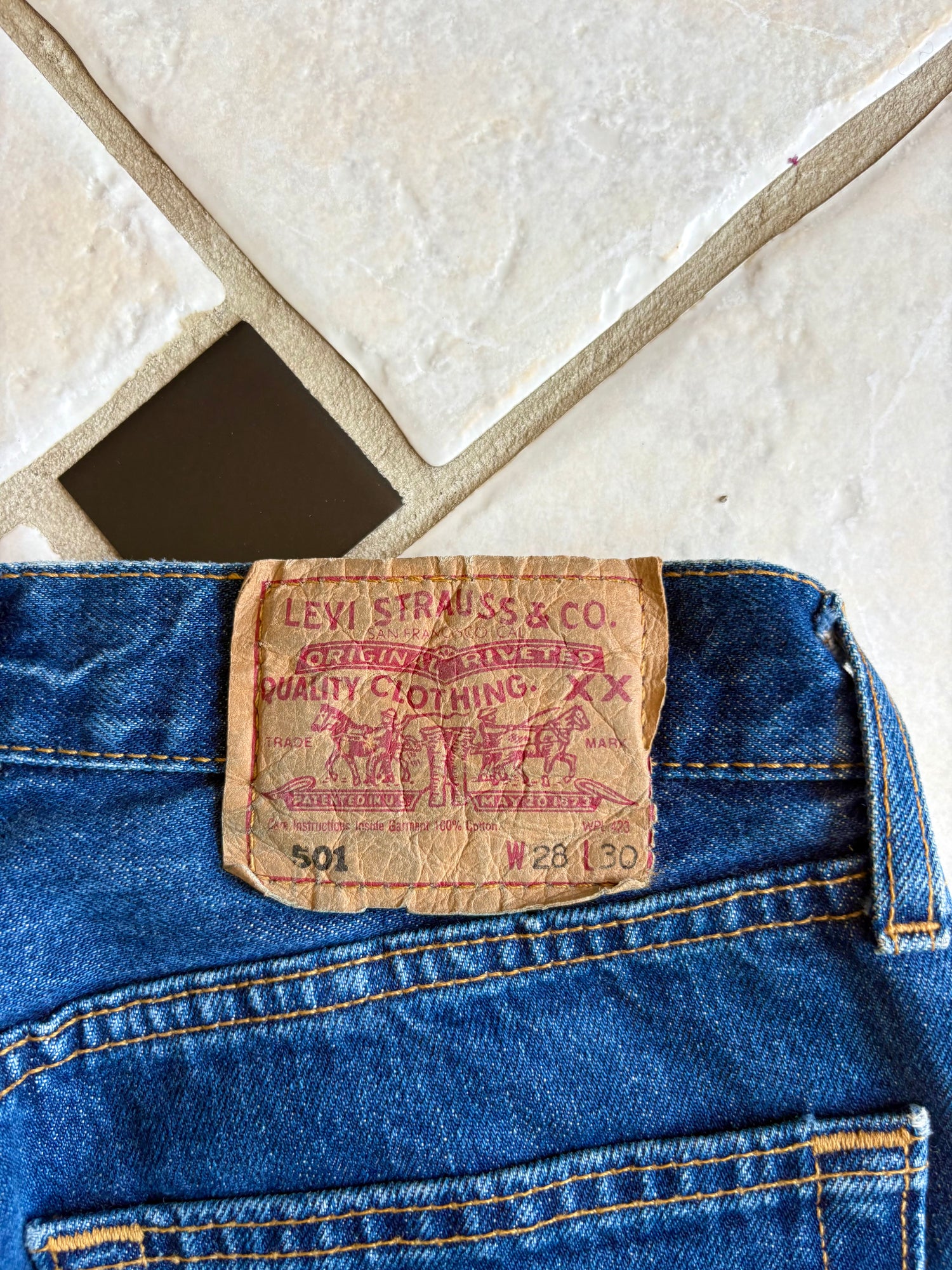 Jean Levi's 501 W28 L30 UK