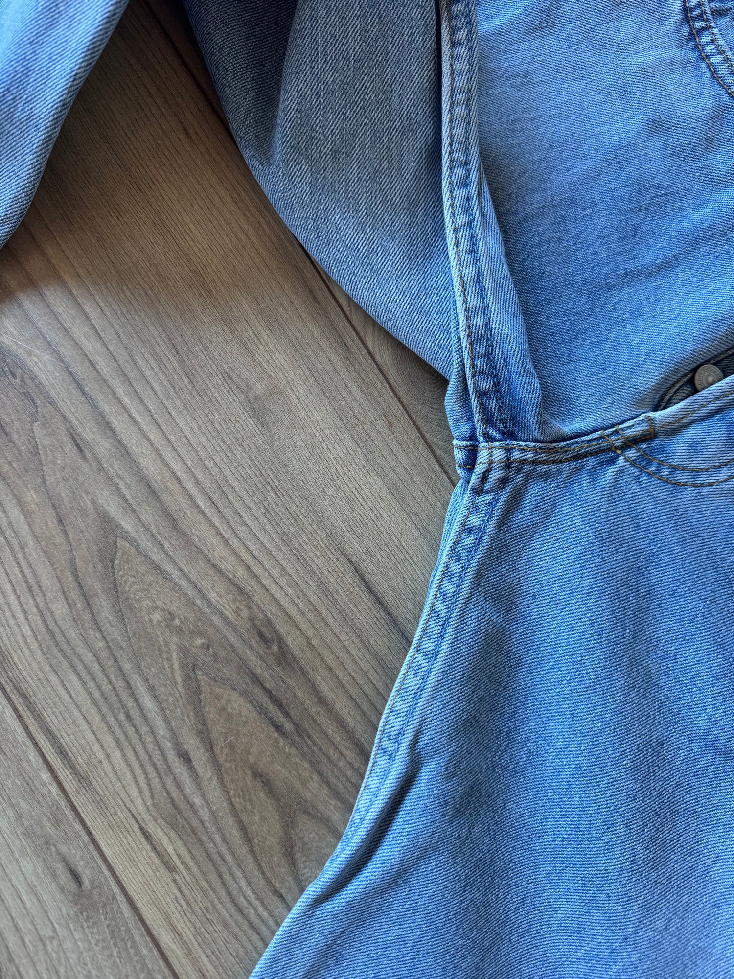 Jean Levis 501 W26 L32