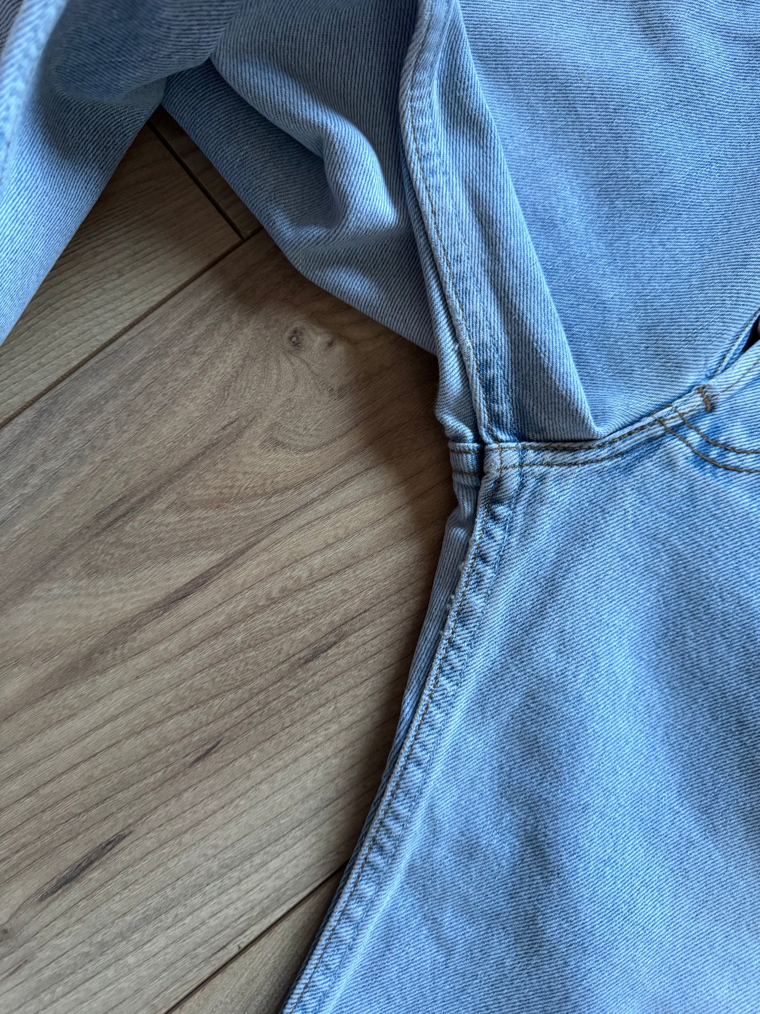 Jean Levis 501 W28 L32