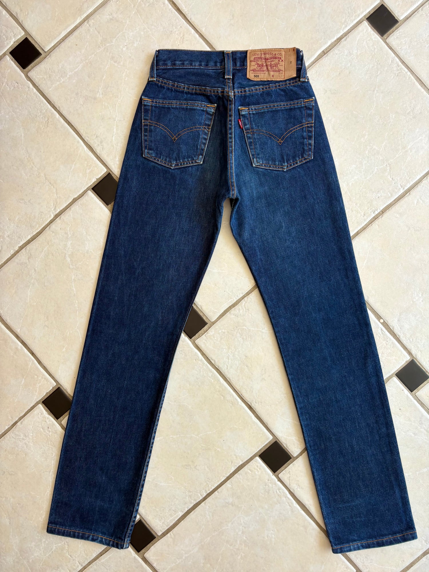 Jean Levi's 501 W25 L32