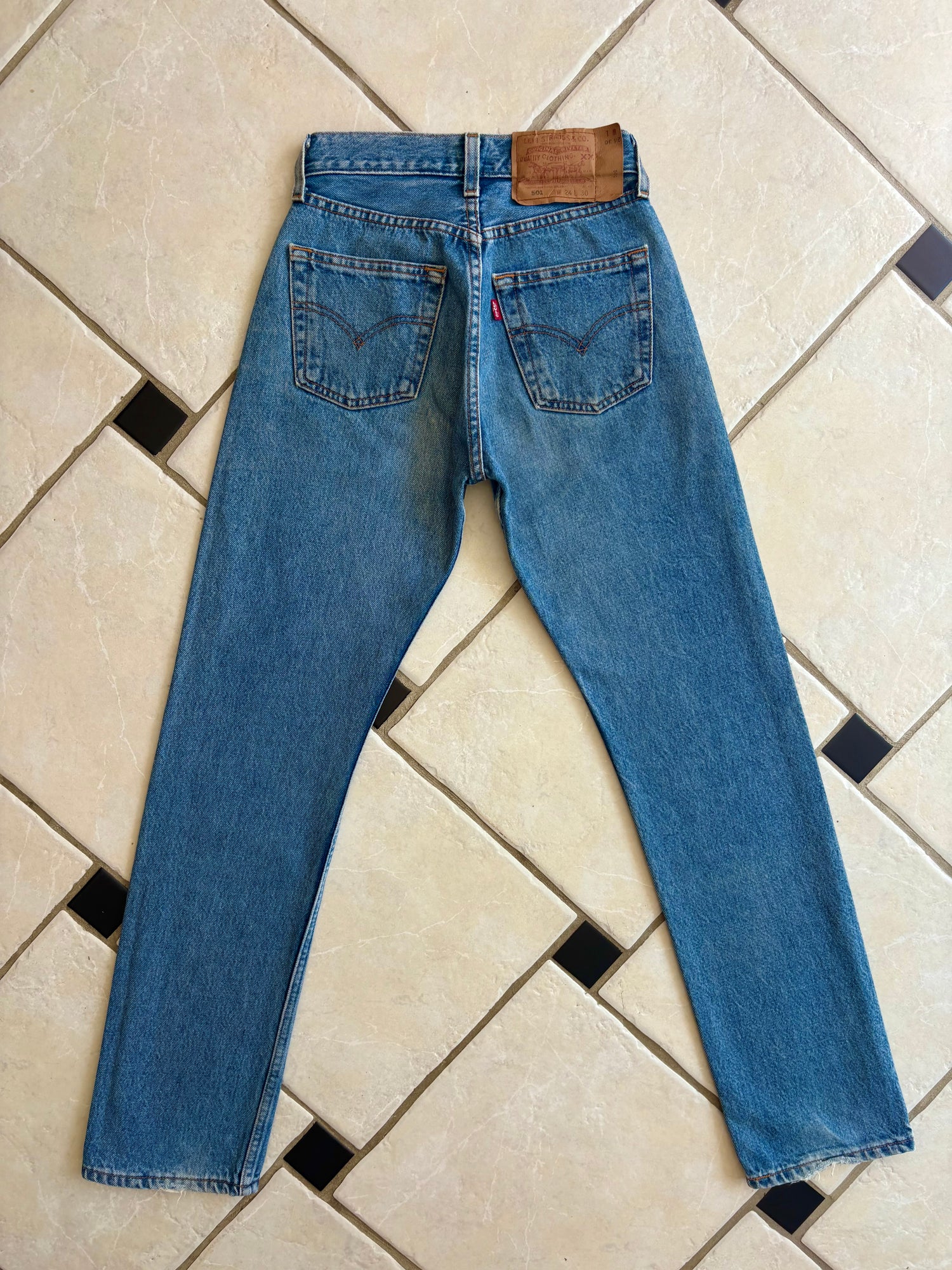 Jean Levi's 501 W24 L30