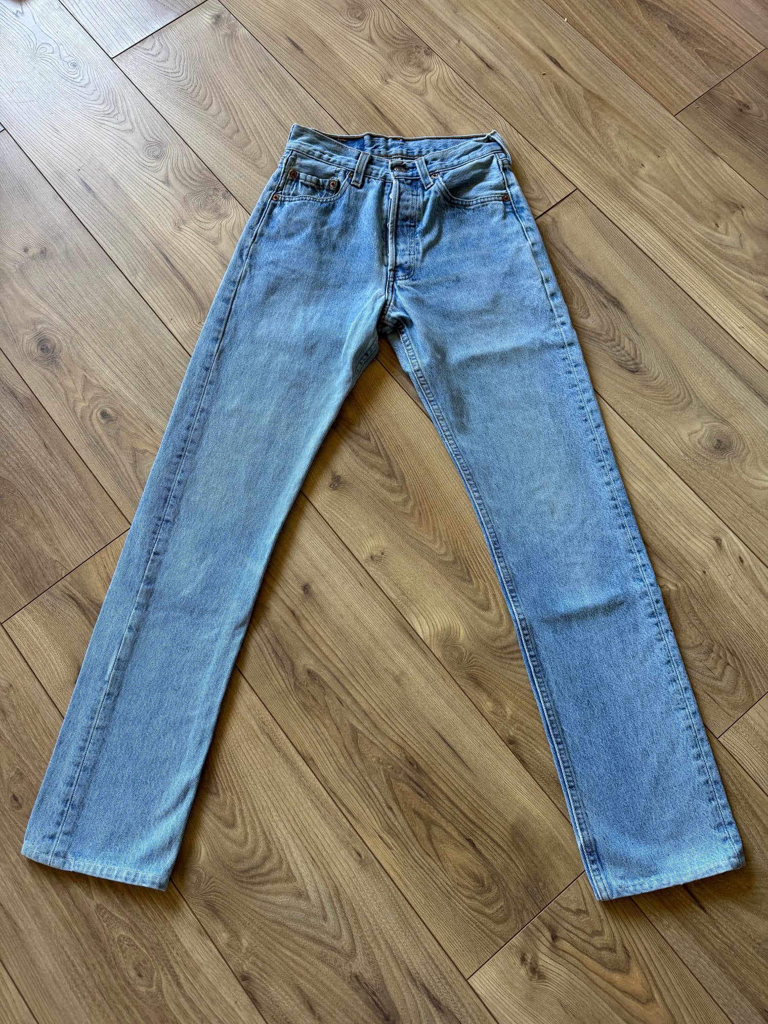 Jean Levis 501 W25 L32
