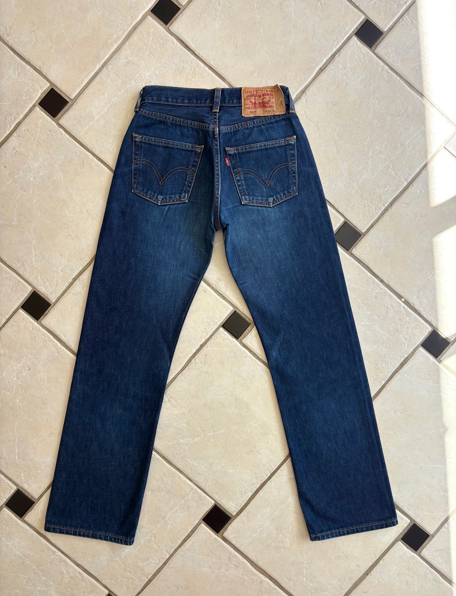 Jean Levi's 501 W28 L32