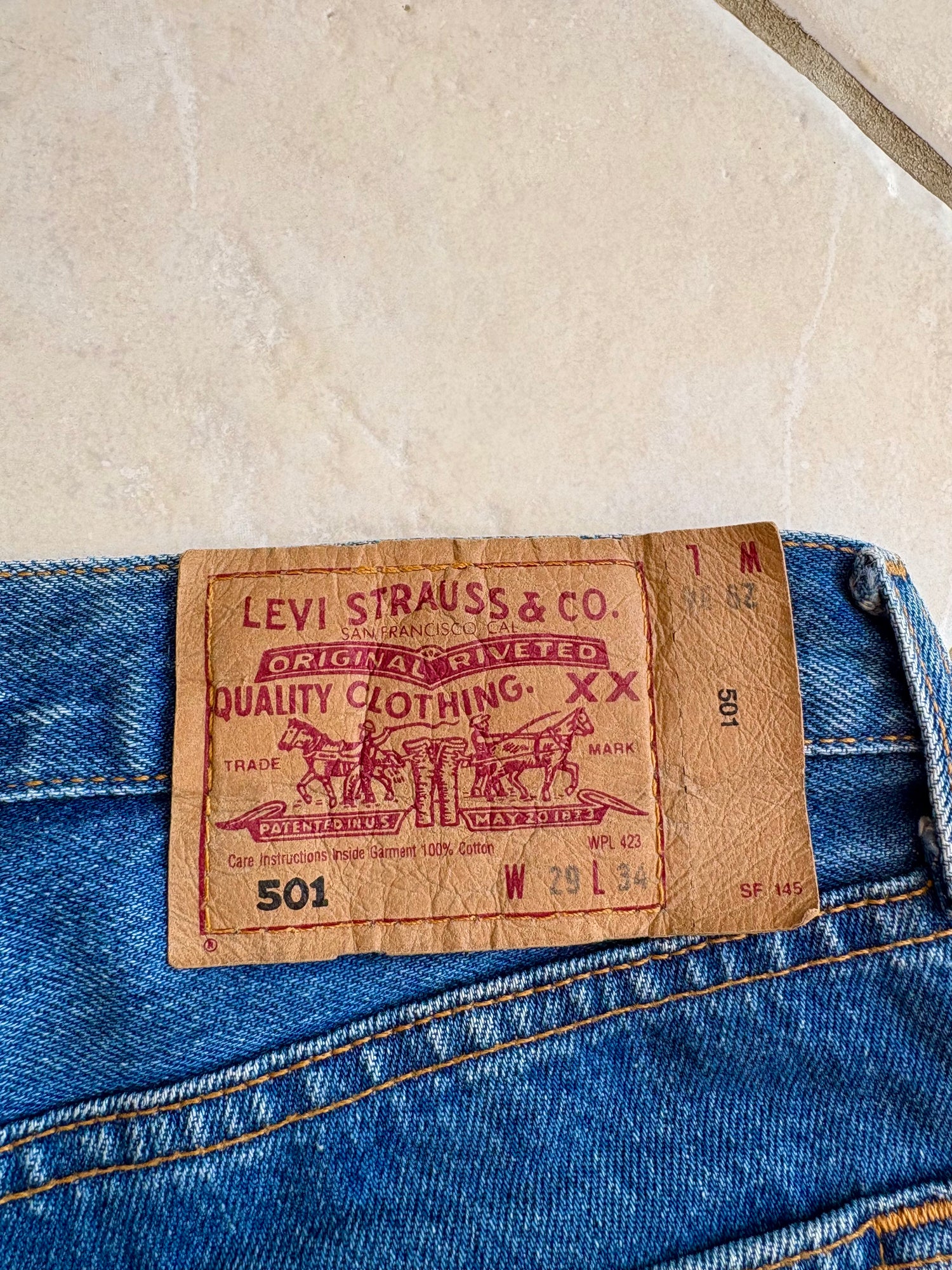 Jean Levi's 501 W29