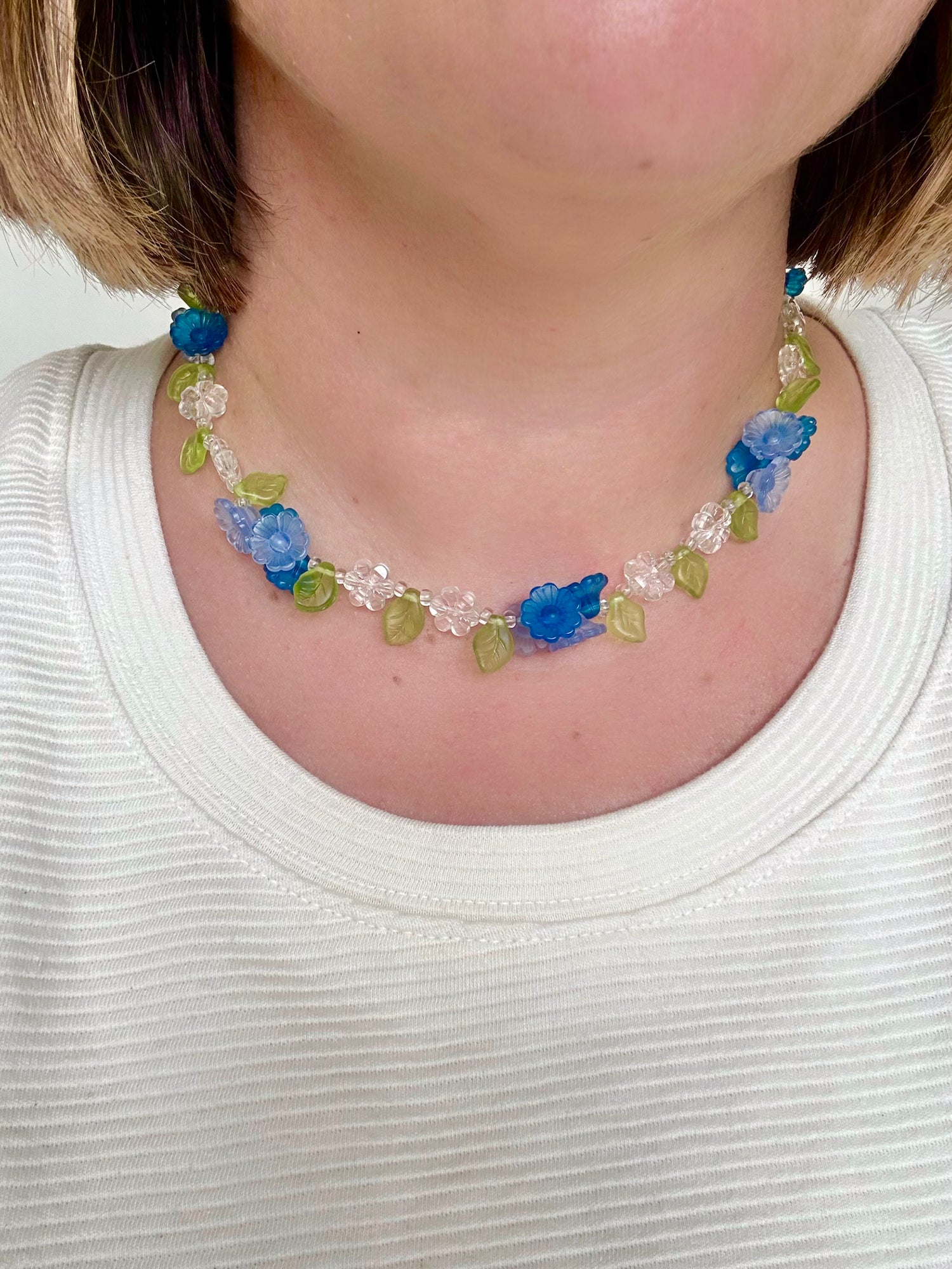 Collier fleurs