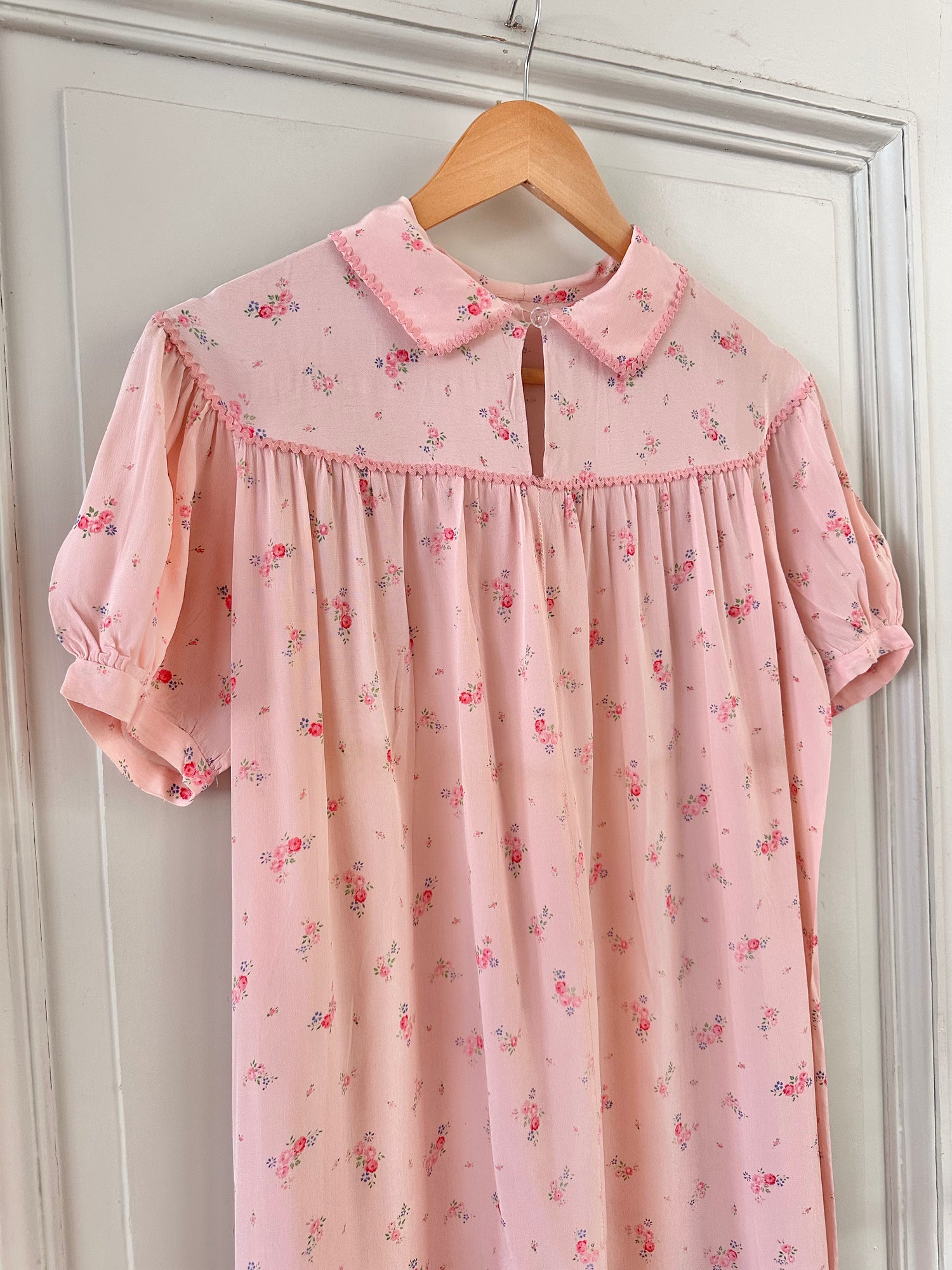 Robe nuisette en soie 60's
