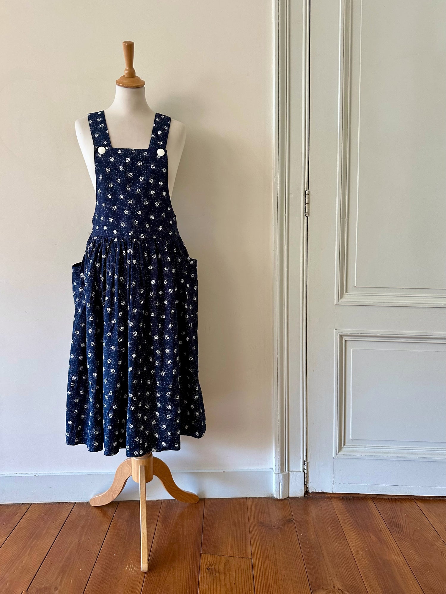 Robe salopette à fleurs