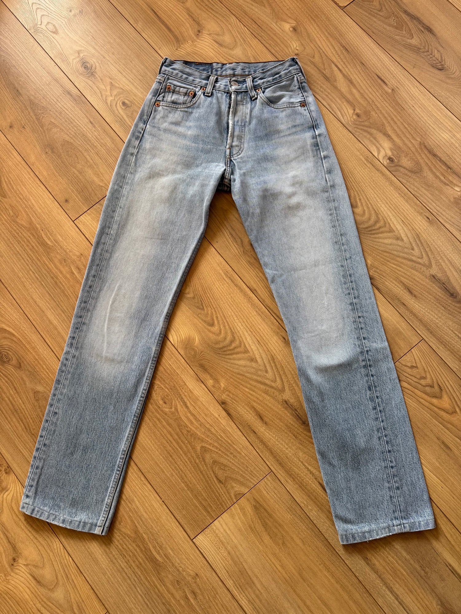 Jean Levis 501 W25 L32