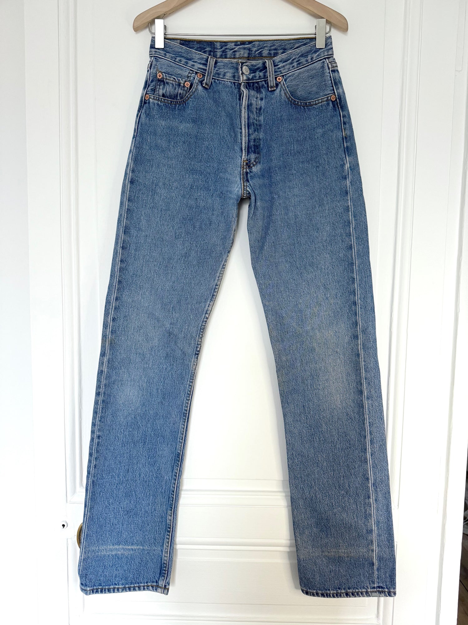 Jean Levi's 501 W28 L34