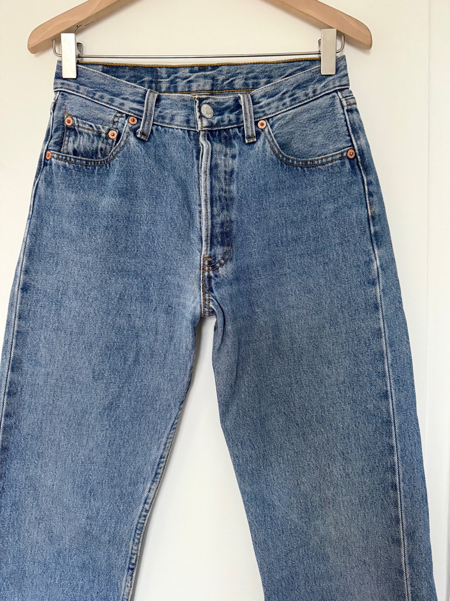 Jean Levi's 501 W28 L34