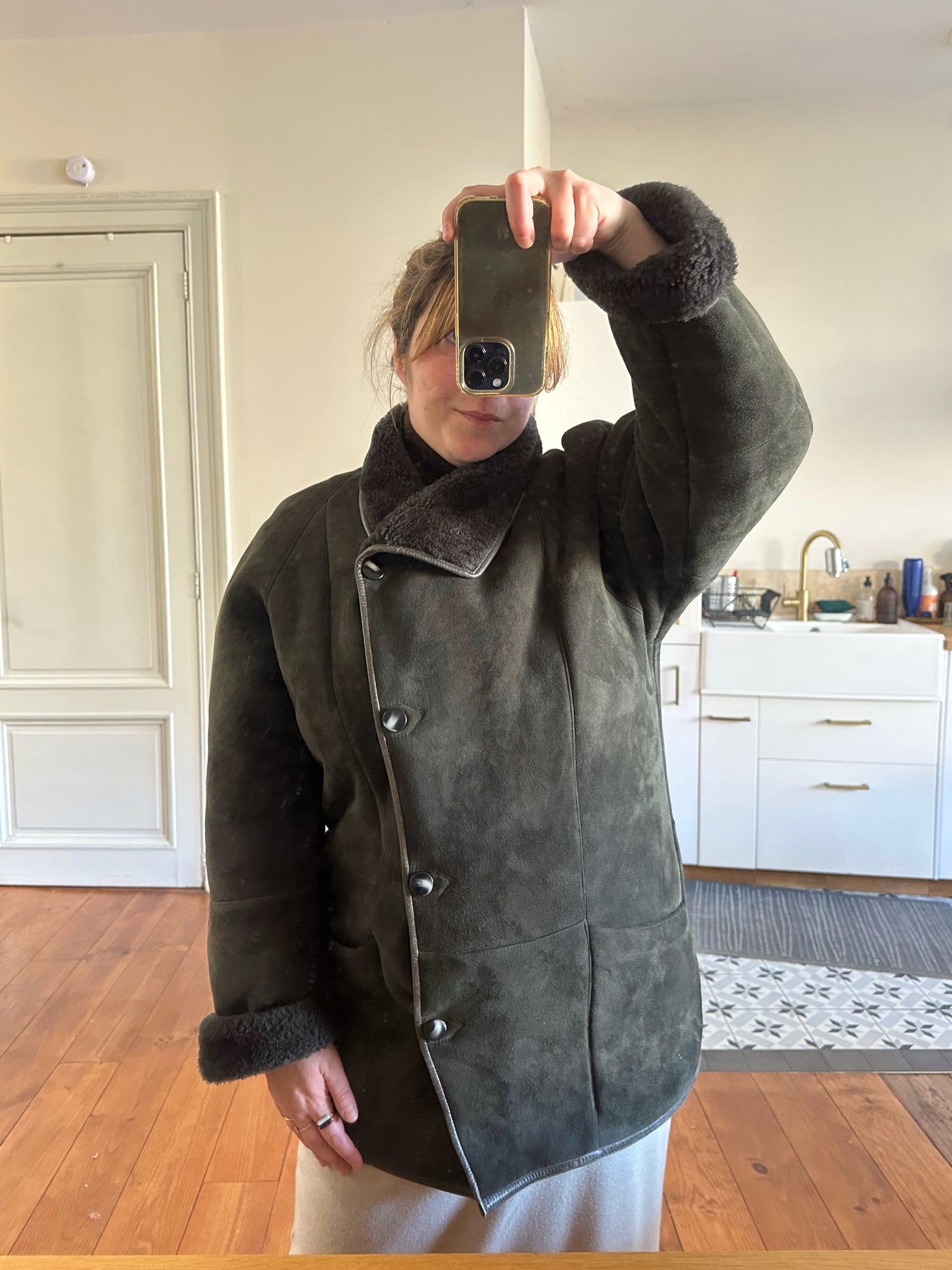 Manteau en peau lainée