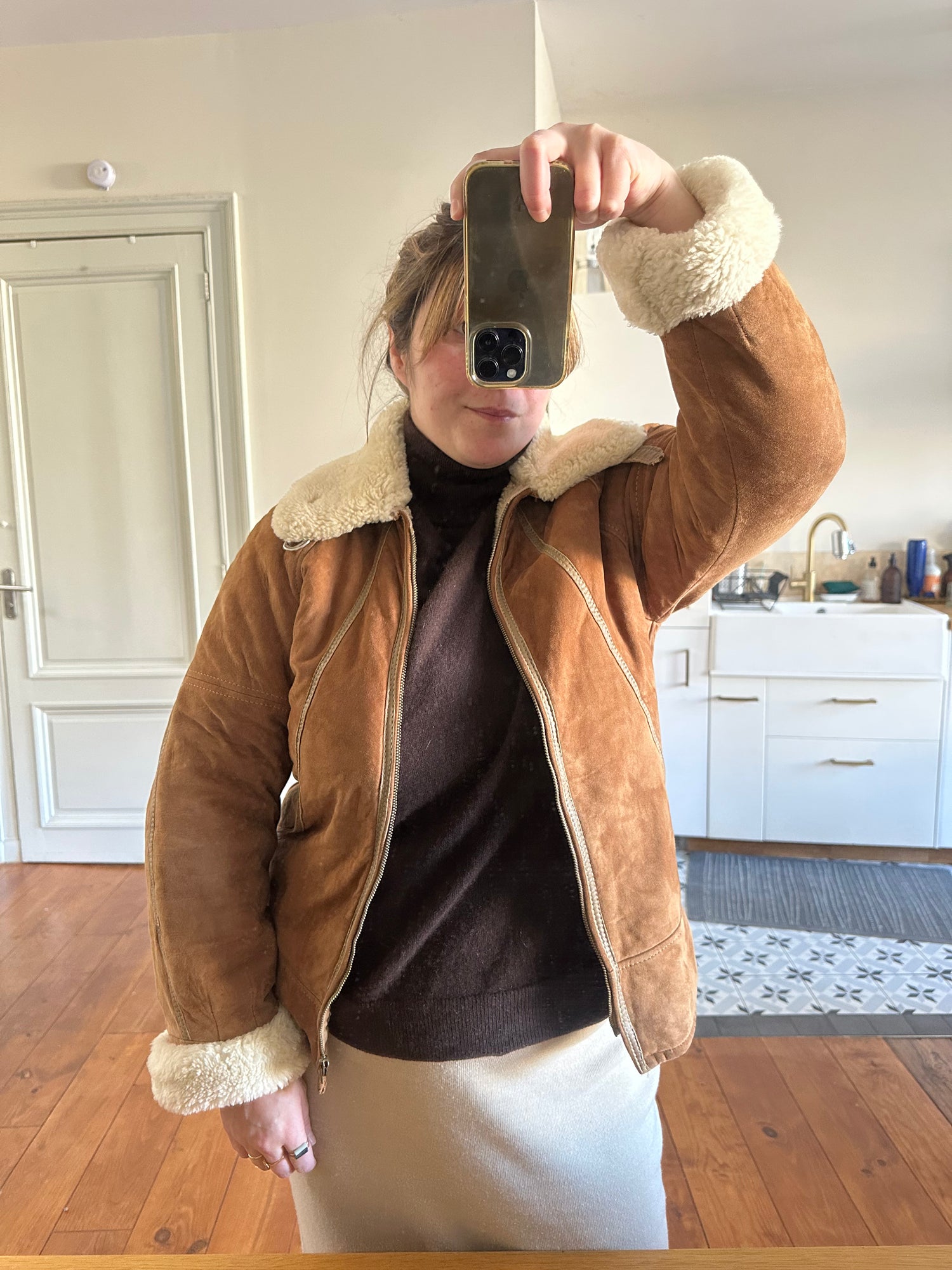 Bombardier en peau lainée