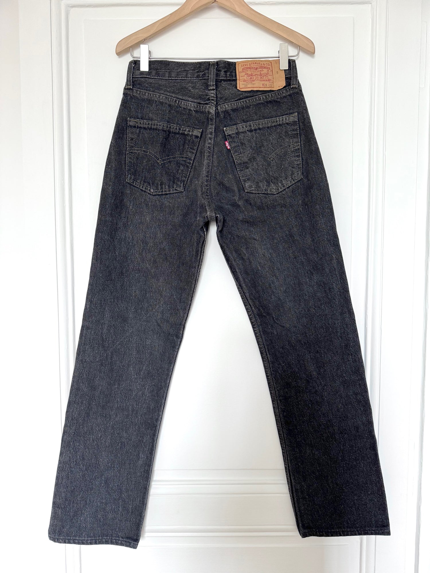Jean Levi's 501 W28 L30