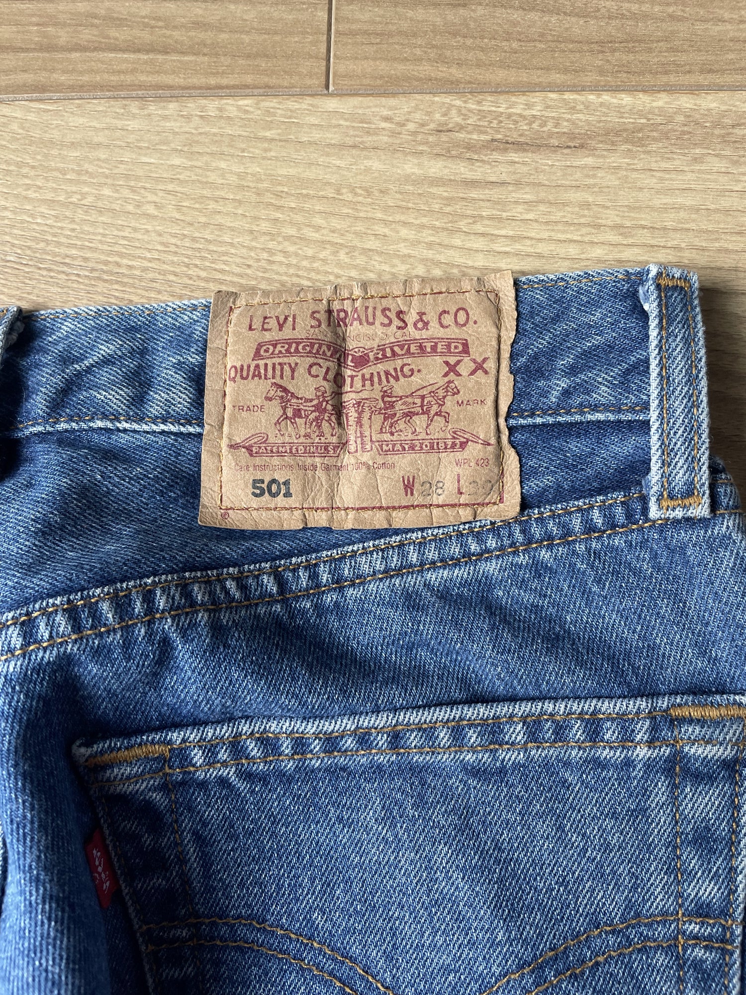 Jean Levi's 501 W28 L30