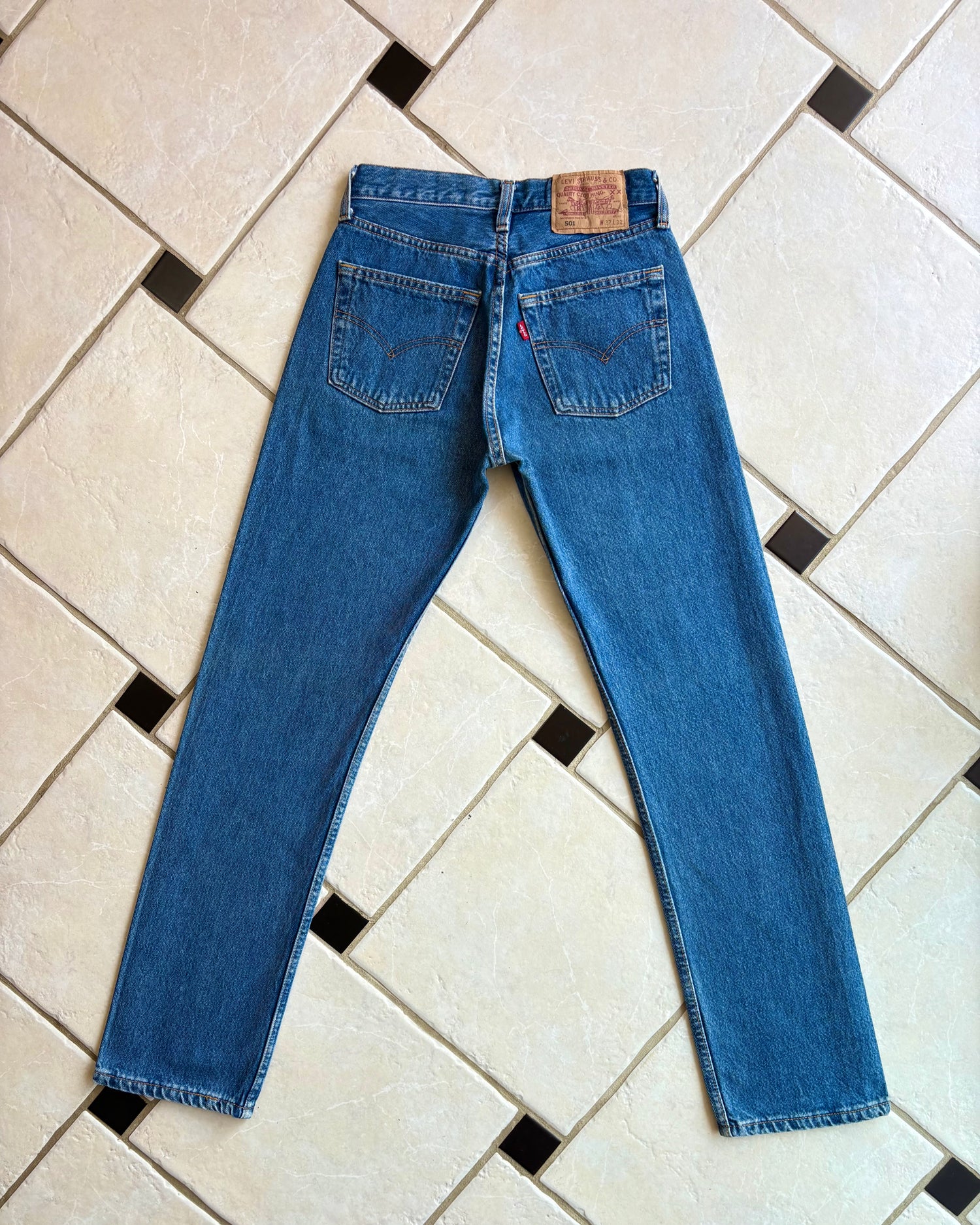 Jean Levi’s 501 W27 L32