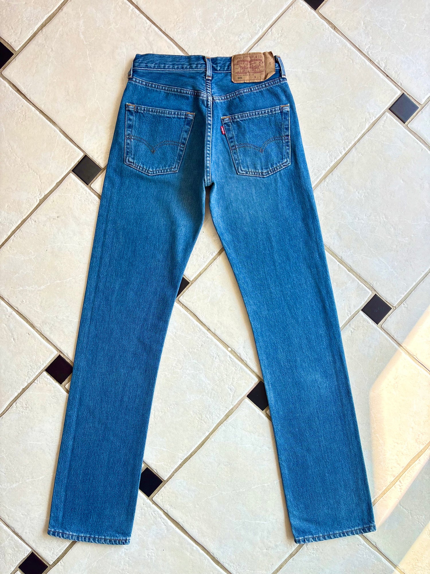 Jean Levi’s 501 W27 L34