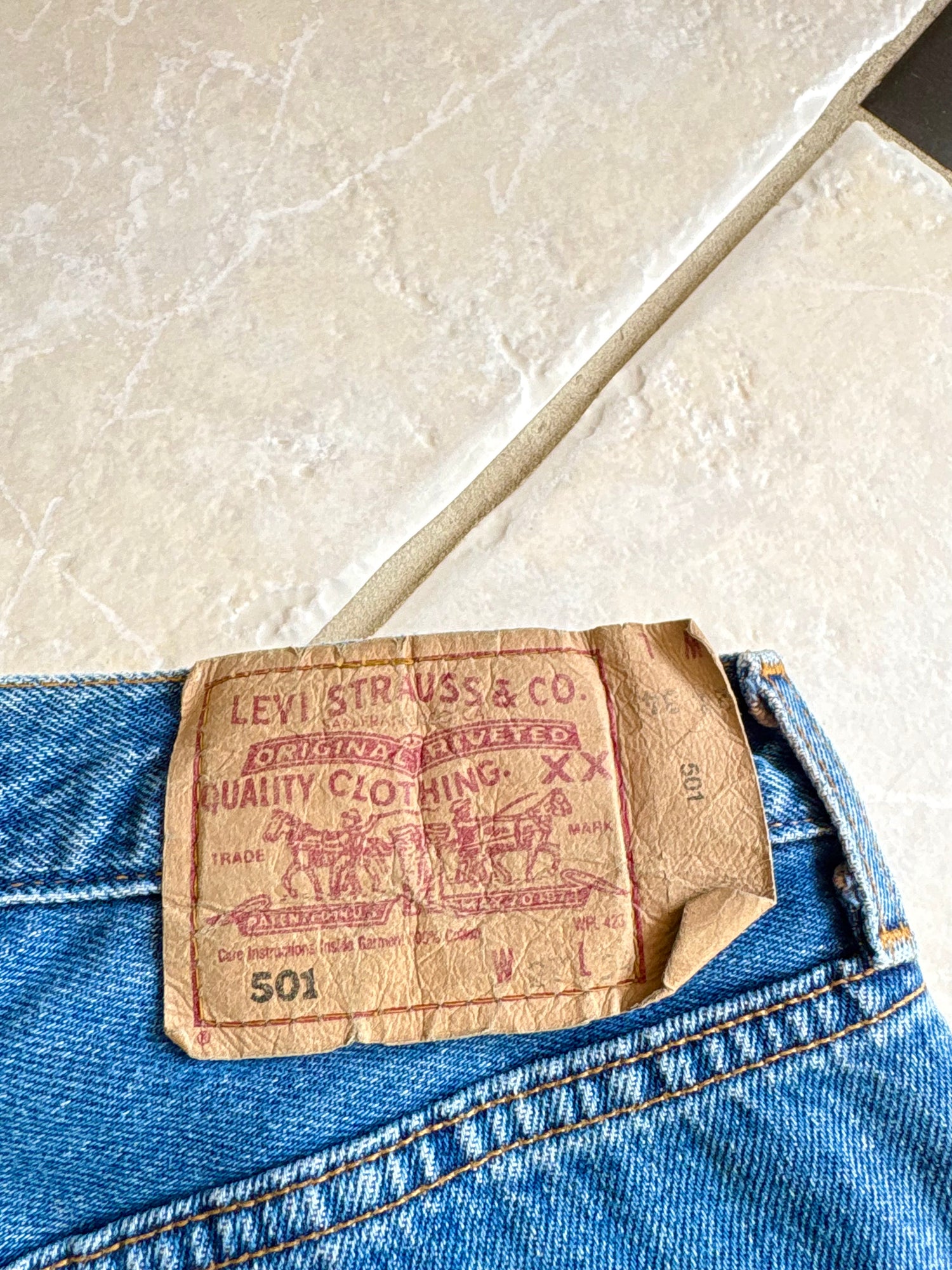 Jean Levi’s 501 W27 L34