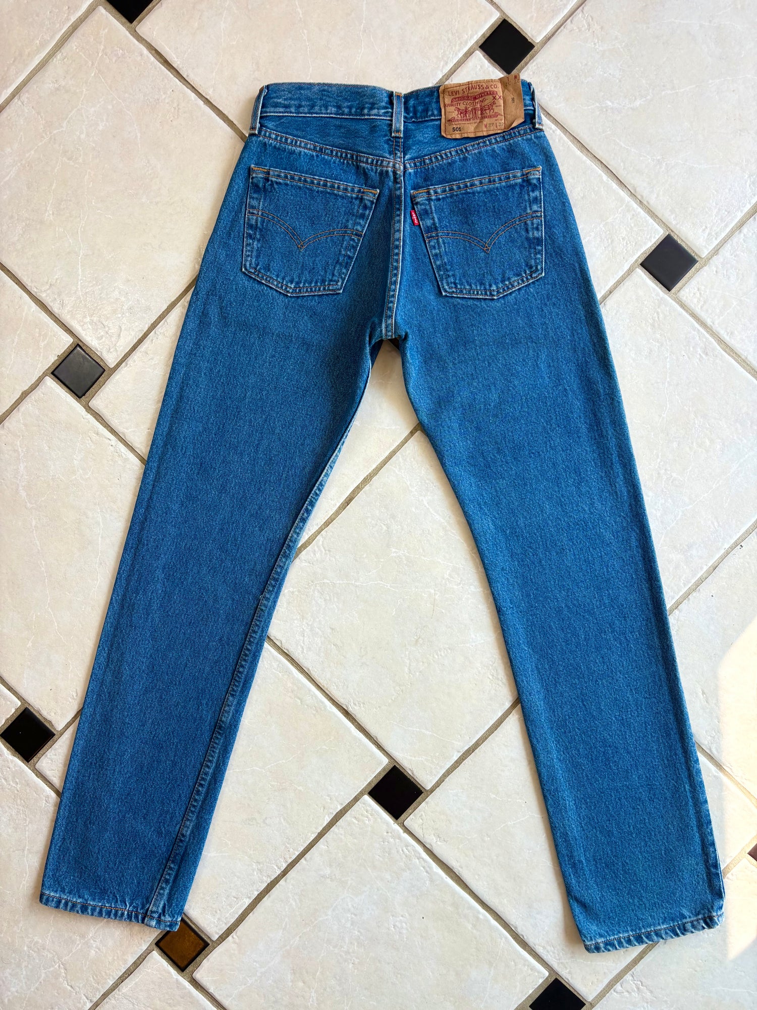 Jean Levi’s 501 W27 L32