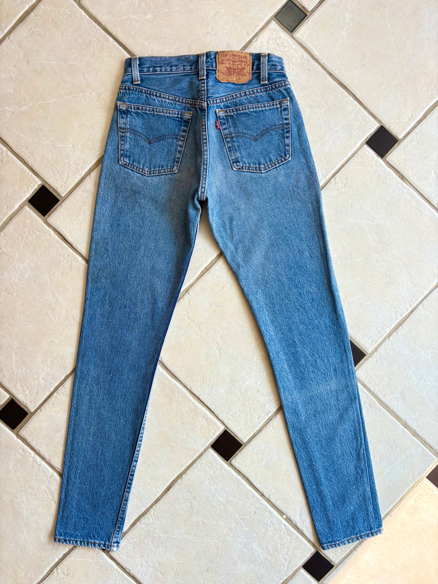 Jean Levi’s 501 W27 L32