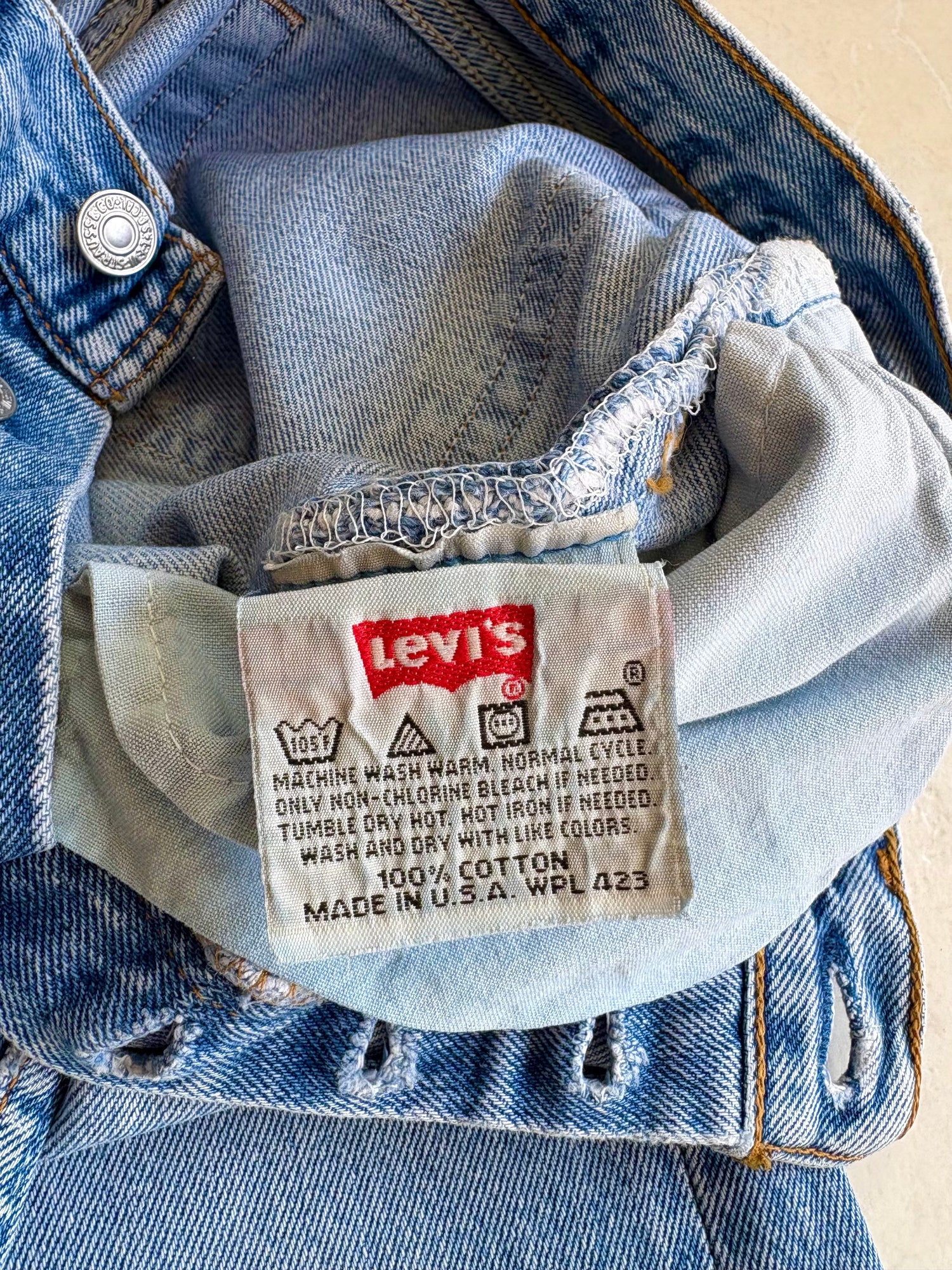 Jean Levi’s 501 W27 L32
