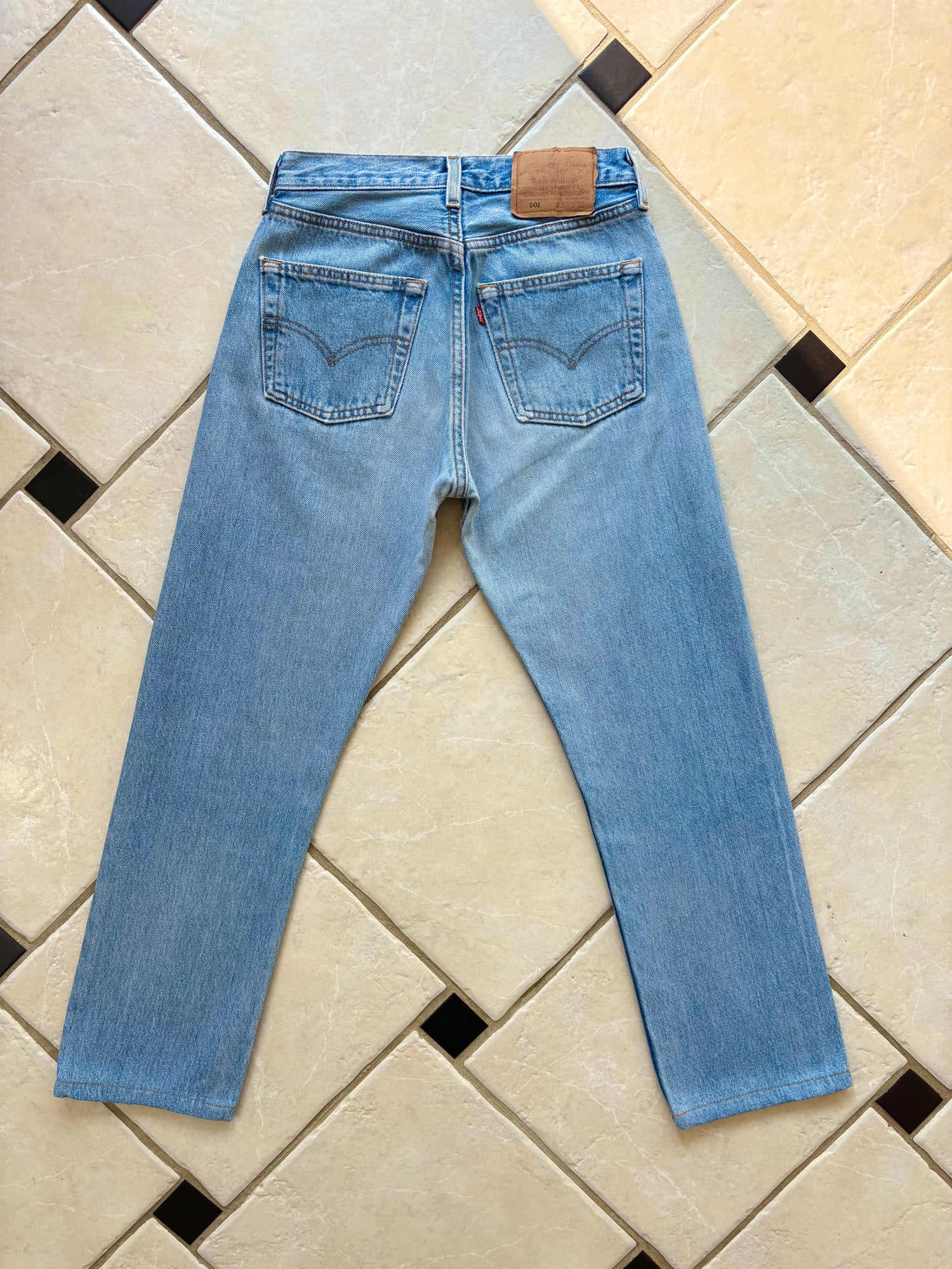 Jean Levi’s 501 W27