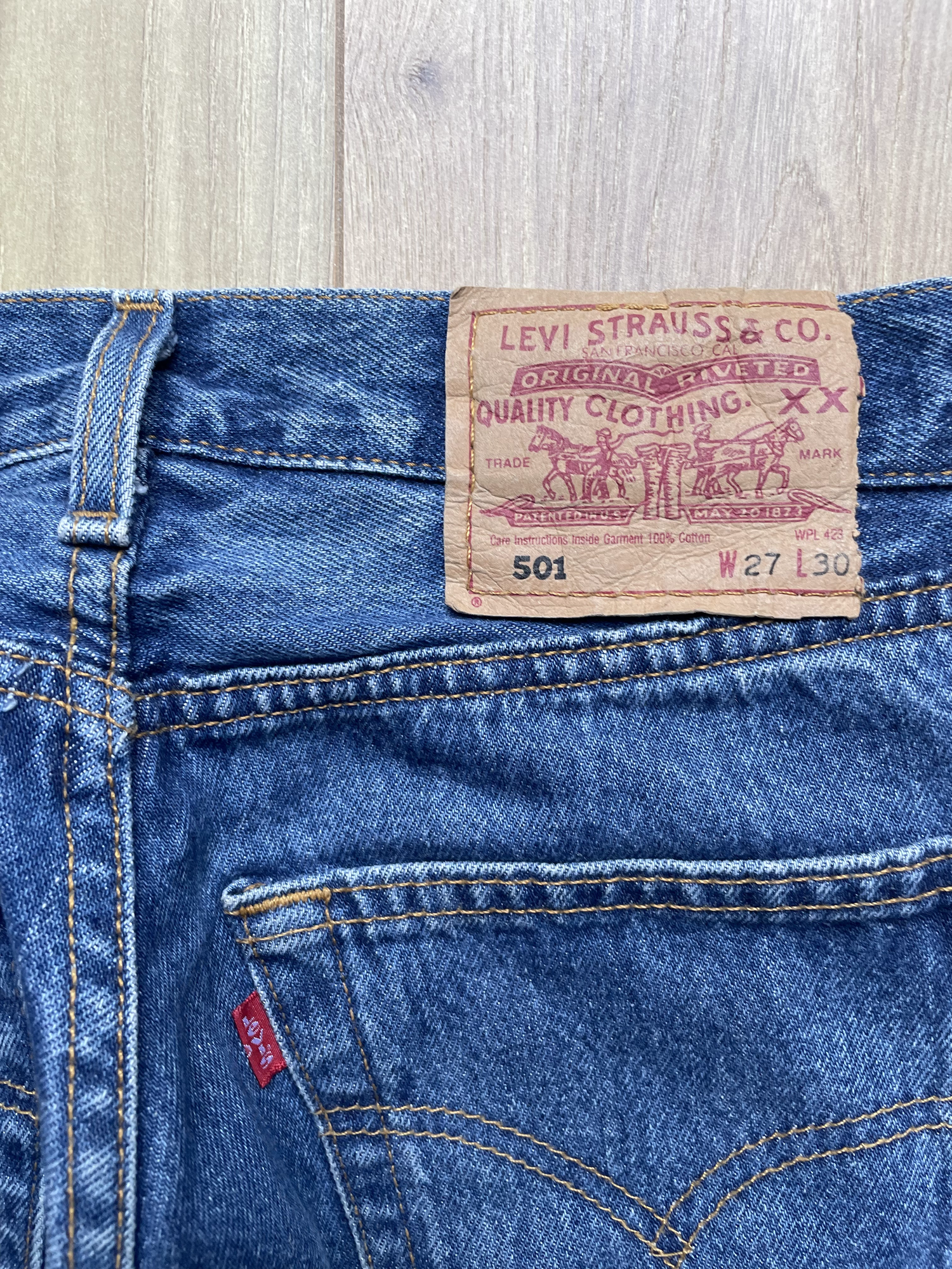 Jean Levi's 501 W27 L30