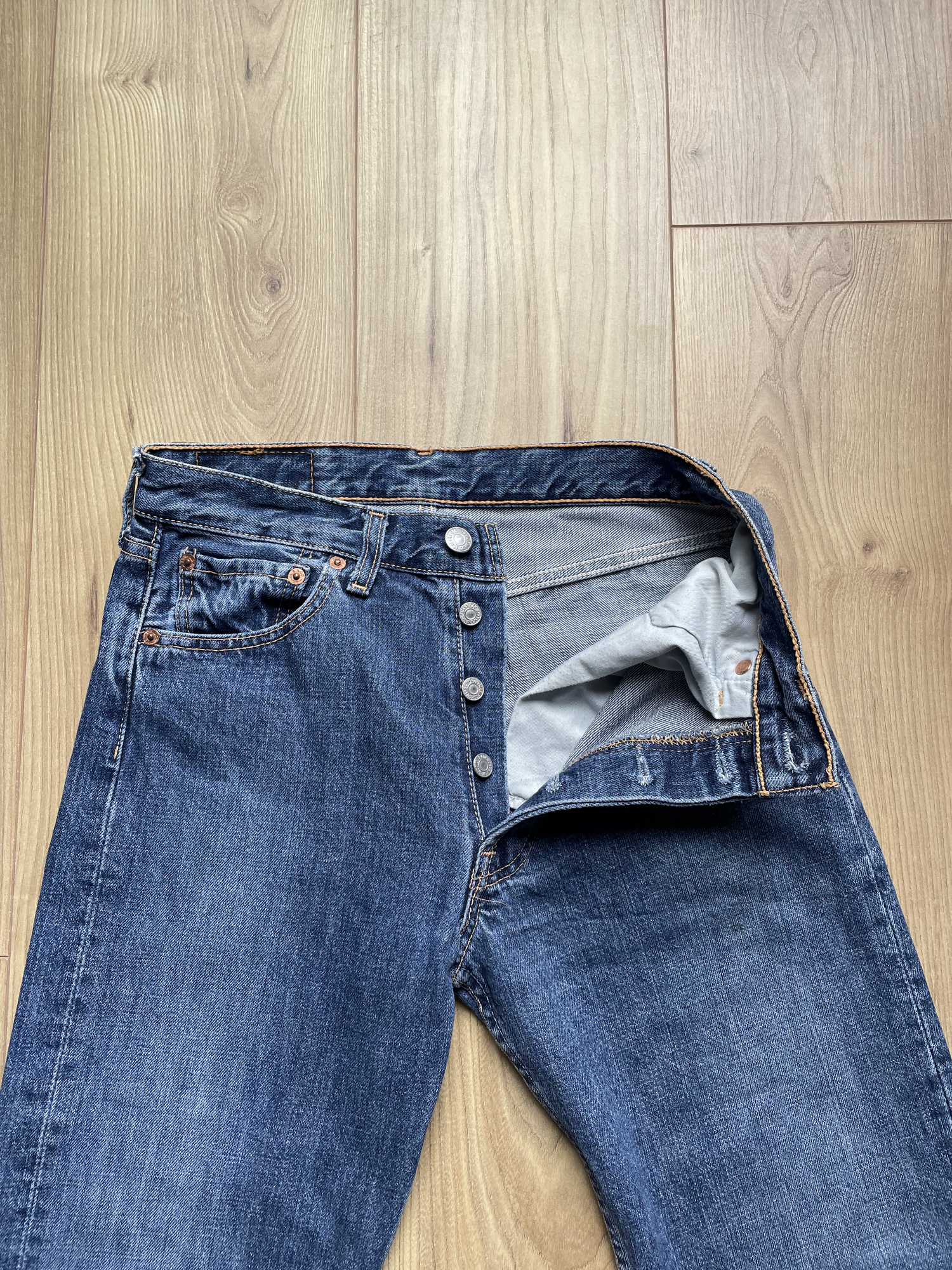 Jean Levi's 501 W28 L30
