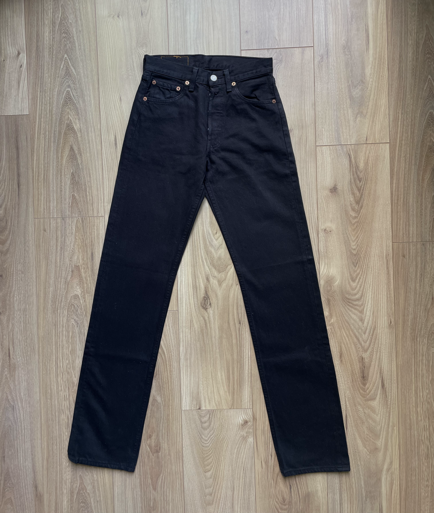 Jean Levi's 501 W27 L34