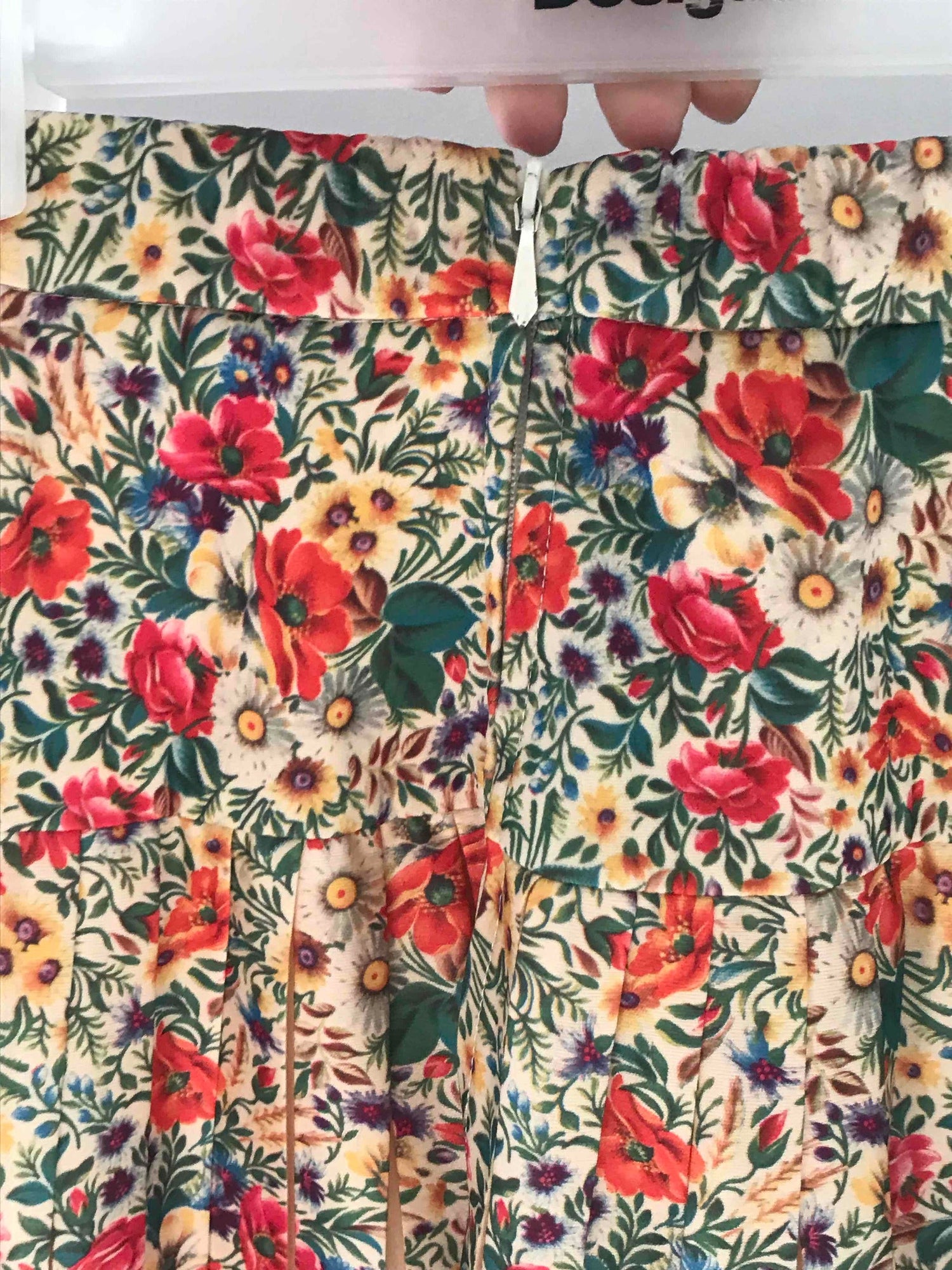 Jupe plissée à fleurs